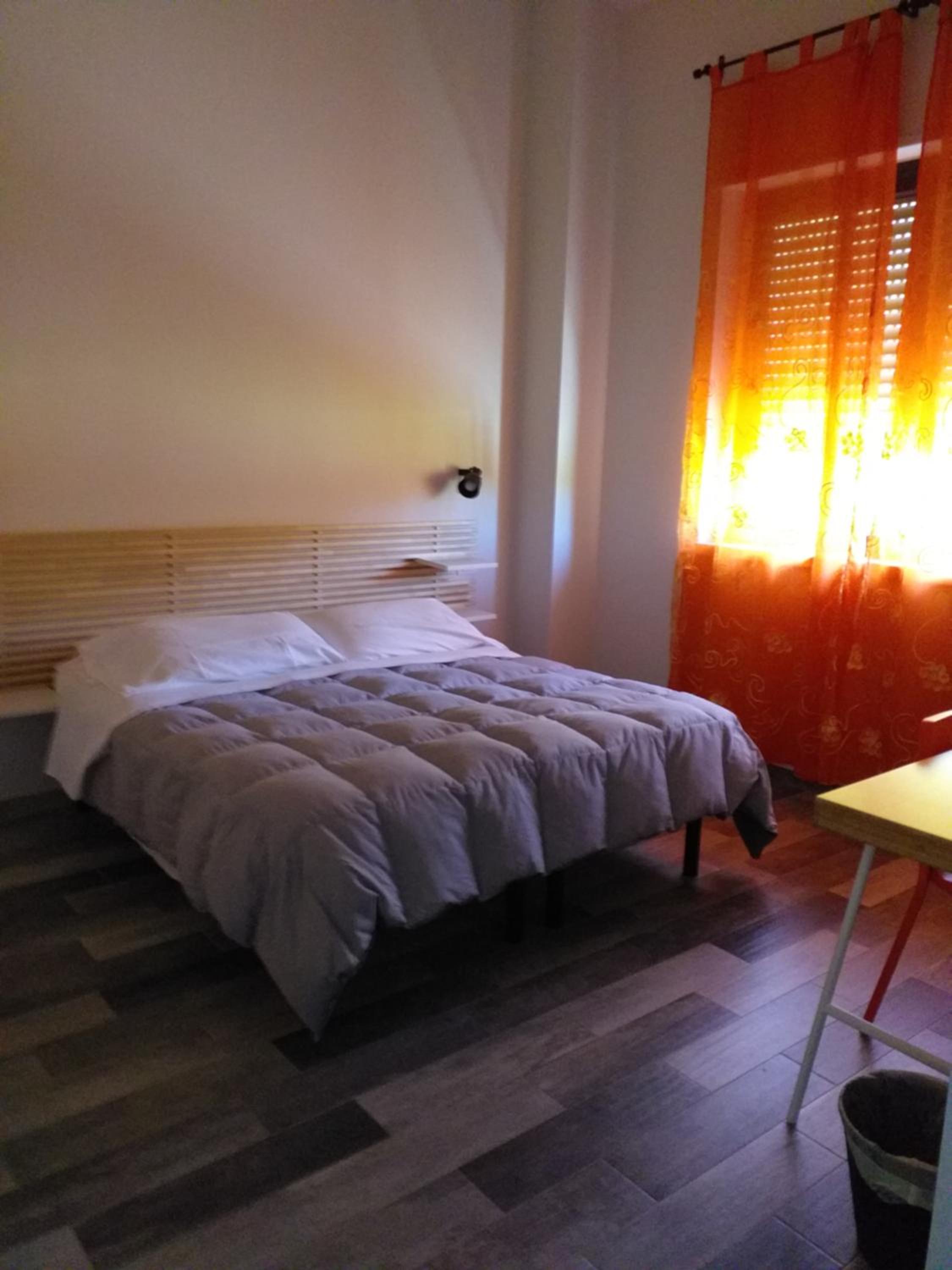 Twin Room with Bathroom photo 1