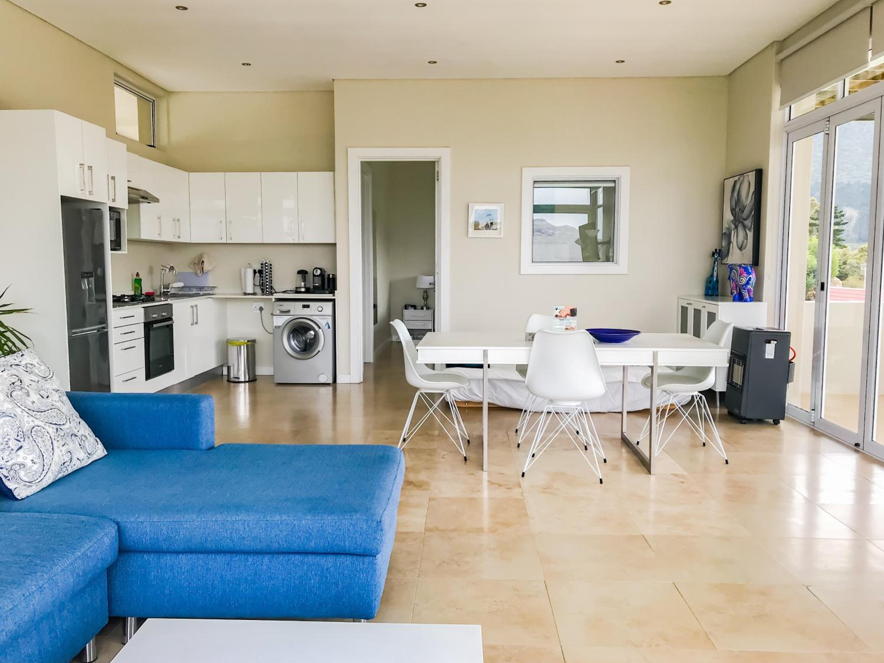 Family Room with Sea View photo 3