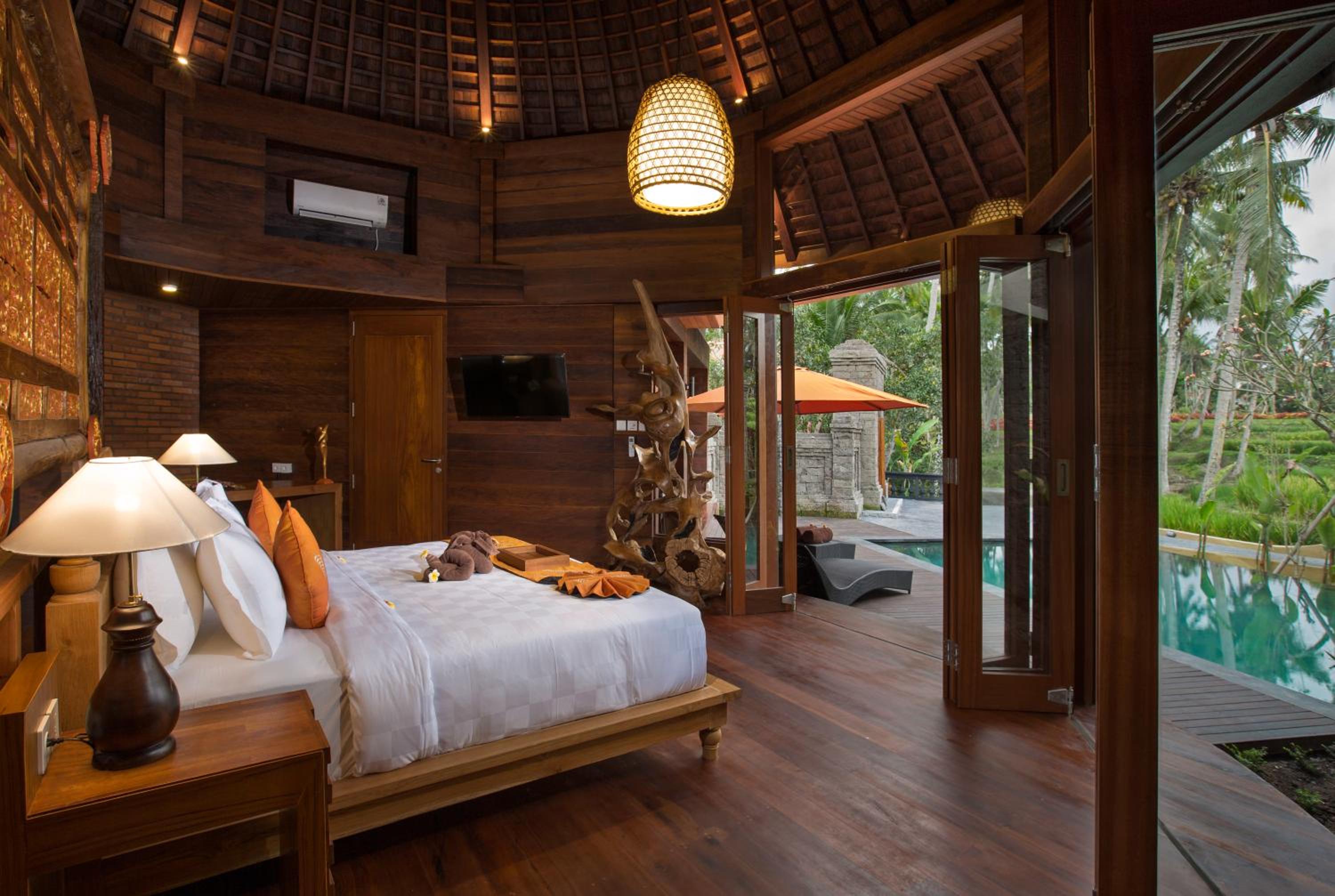 One-Bedroom Panoramic Villa with Private Pool and  Rice Paddy View photo 2