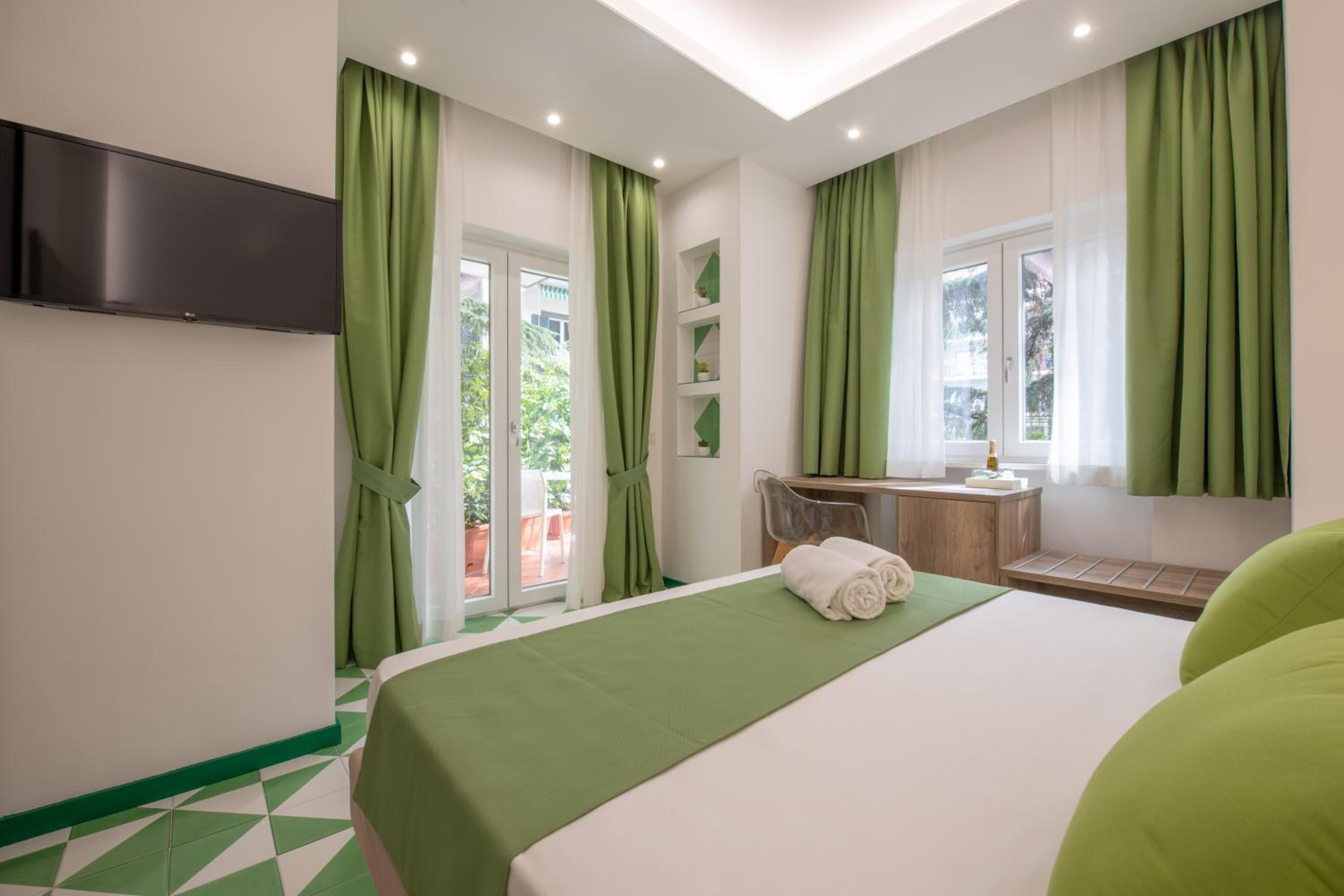 Junior Suite with Balcony