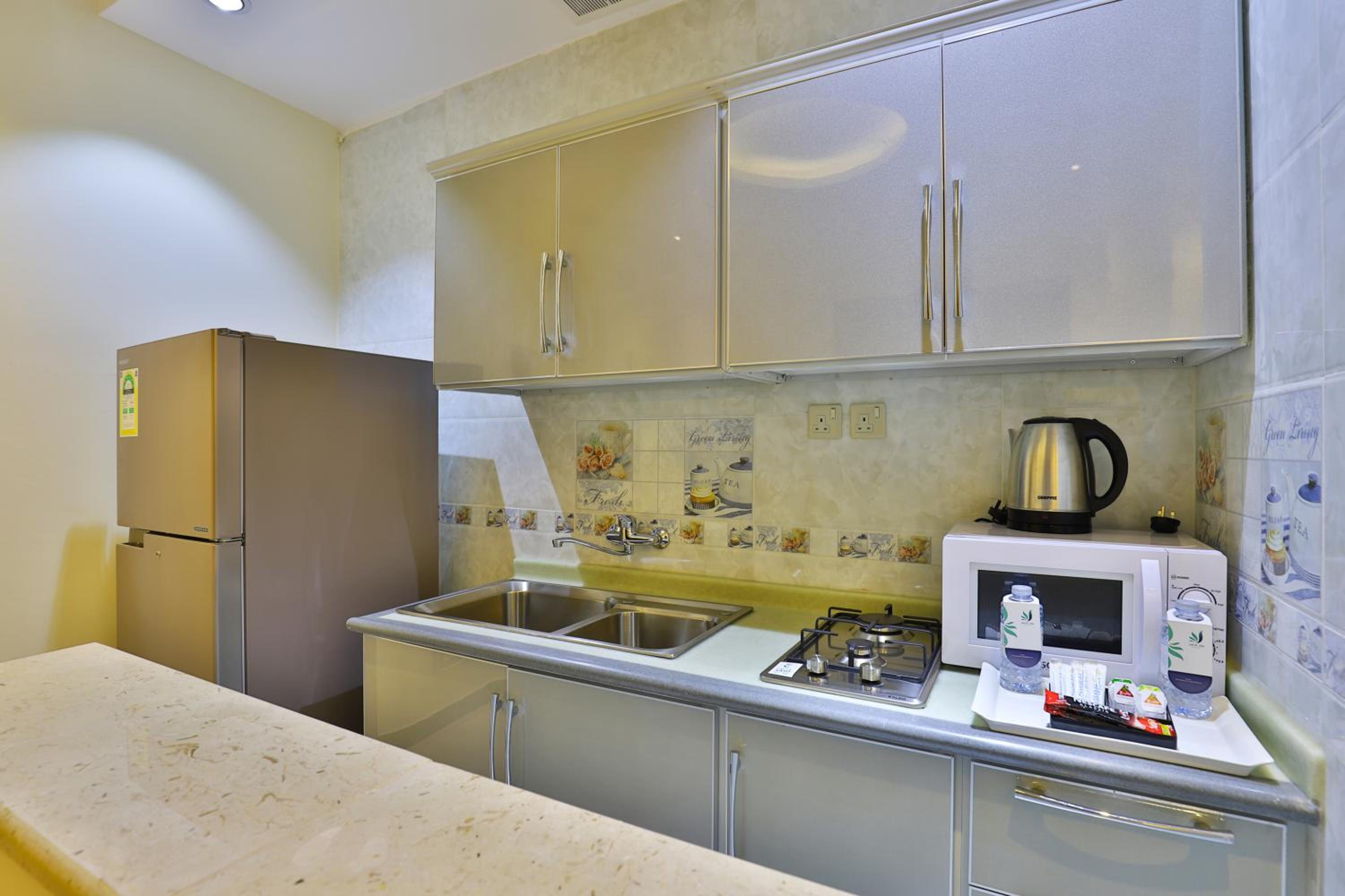 Studio Apartment photo 1