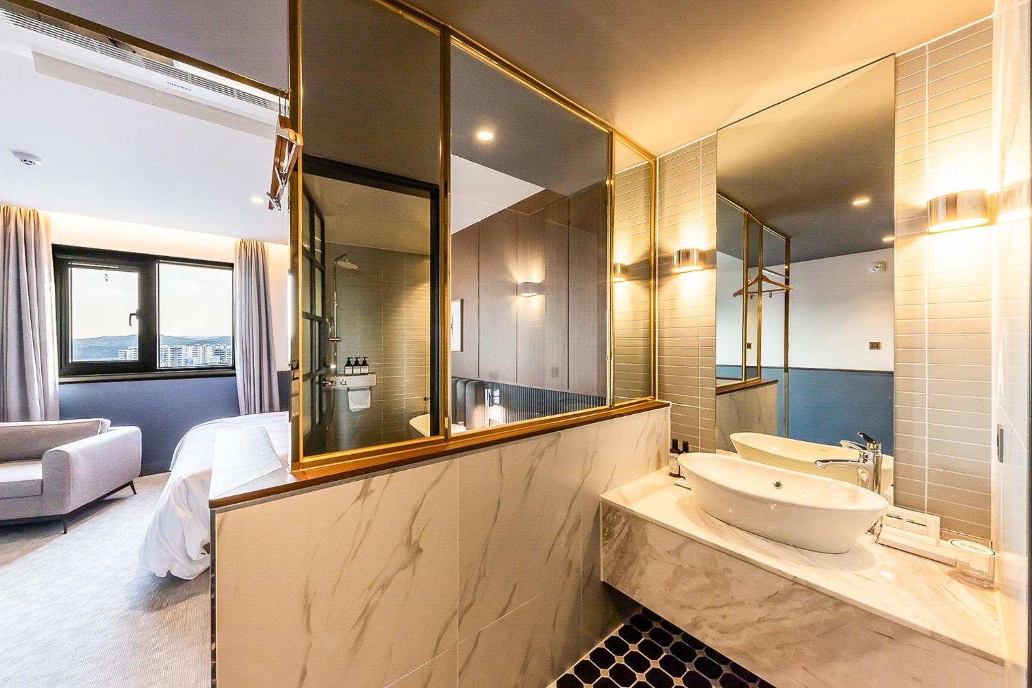 Superior Double Room - Photo 4