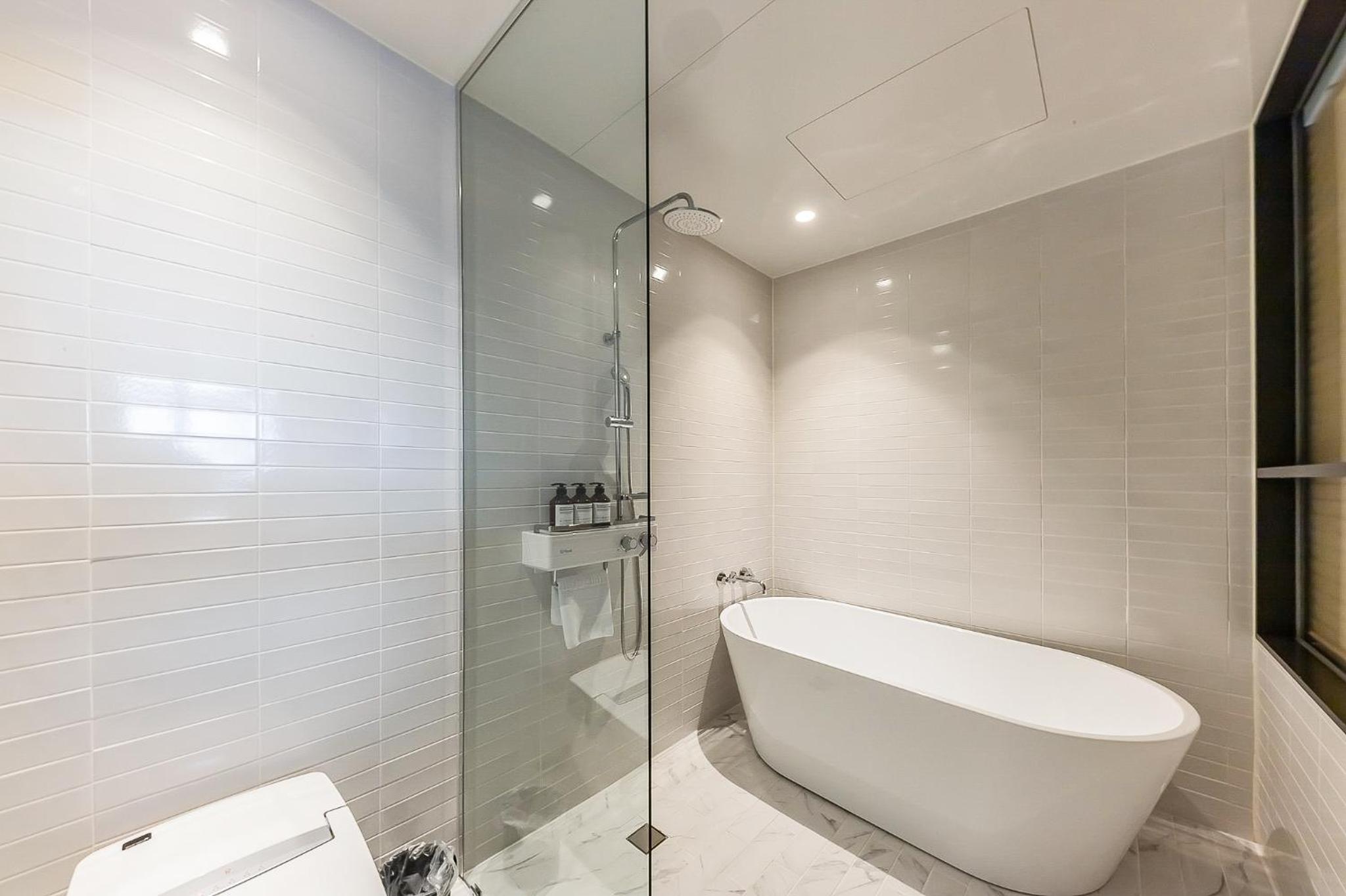 Superior Double Room - Photo 9