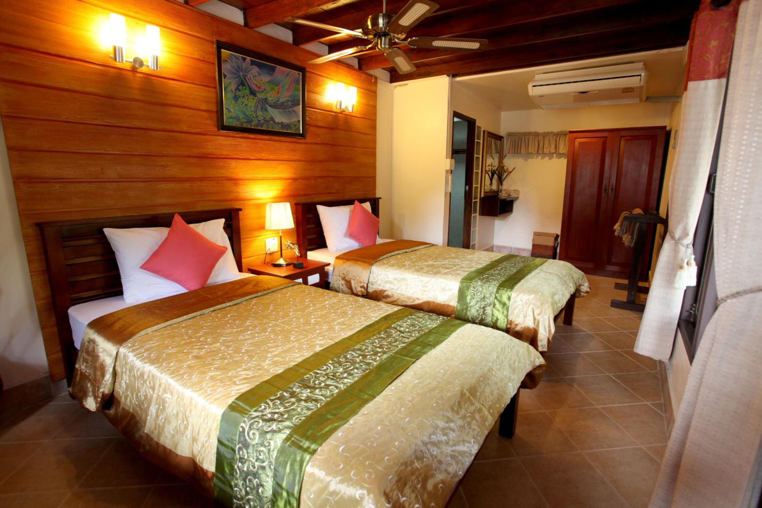 Deluxe Twin Room photo 1