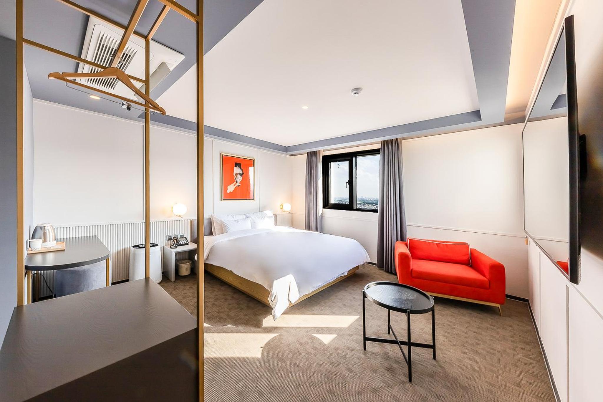 Standard Double Room - Photo 7