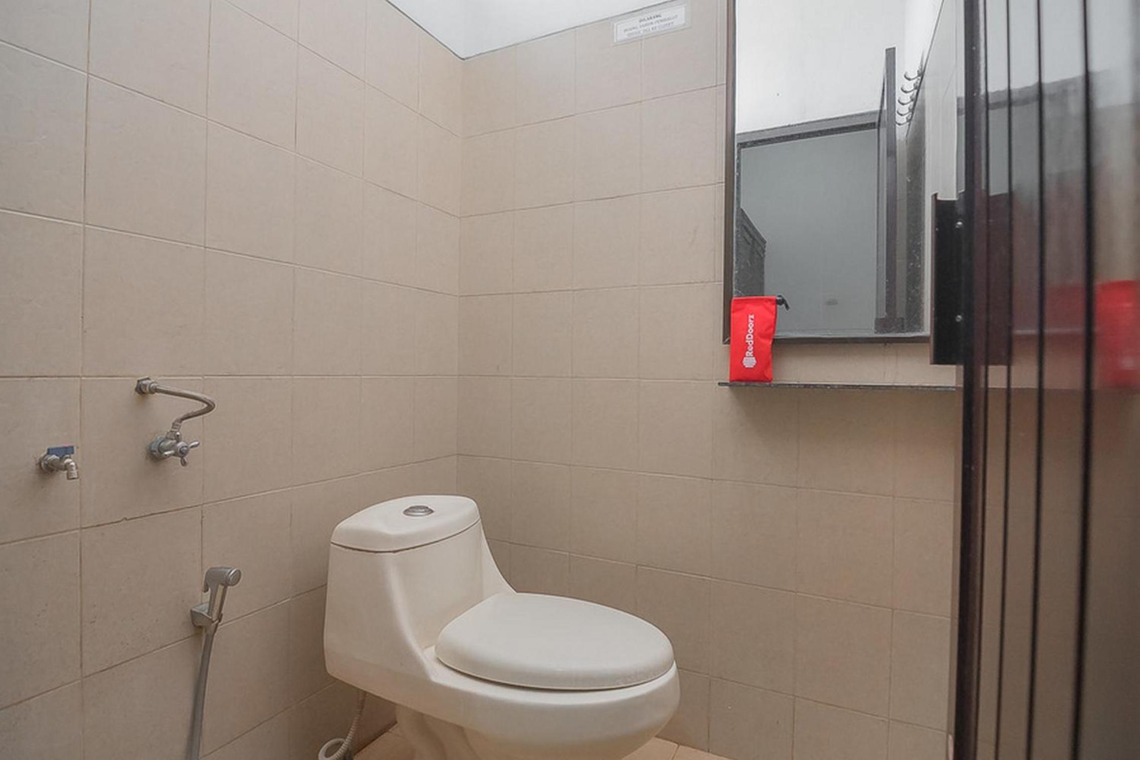 Double Room - Photo 6