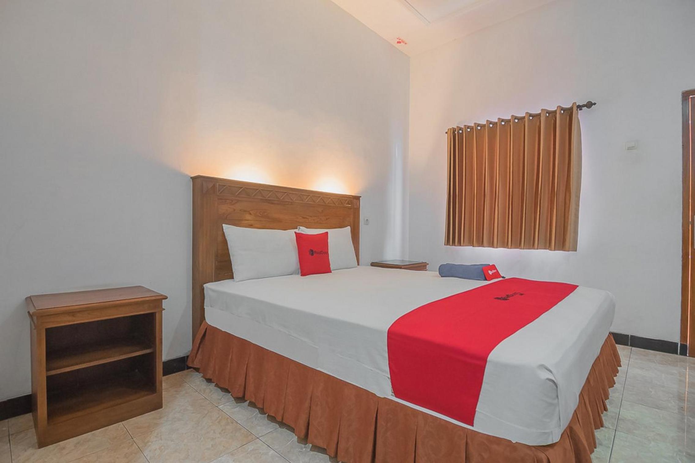 Double Room - Photo 5