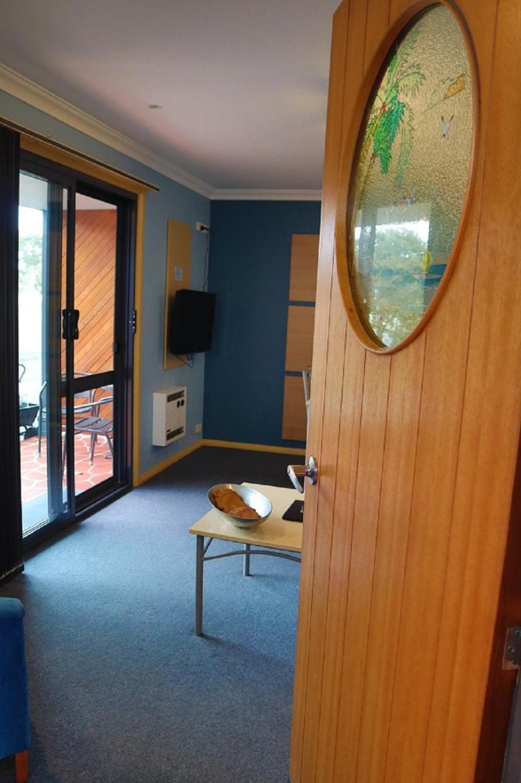 Two-Bedroom Apartment (4 Adults)