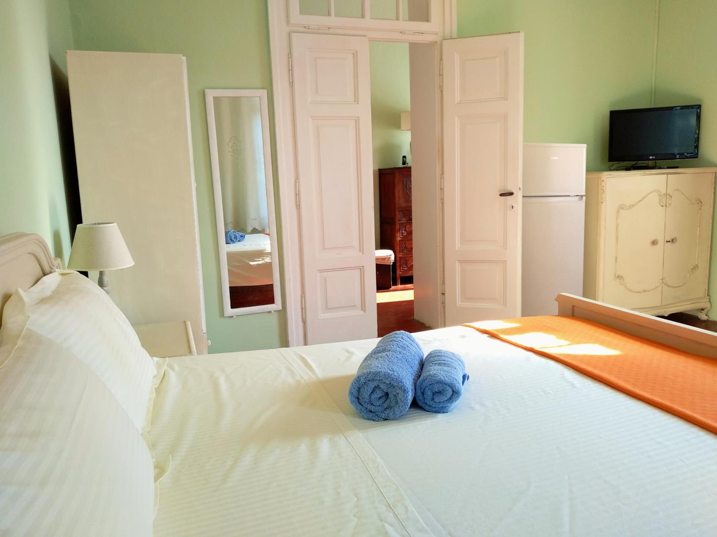 Deluxe Suite with Sea View