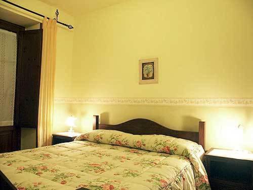 Two-Bedroom Apartment - Photo 15