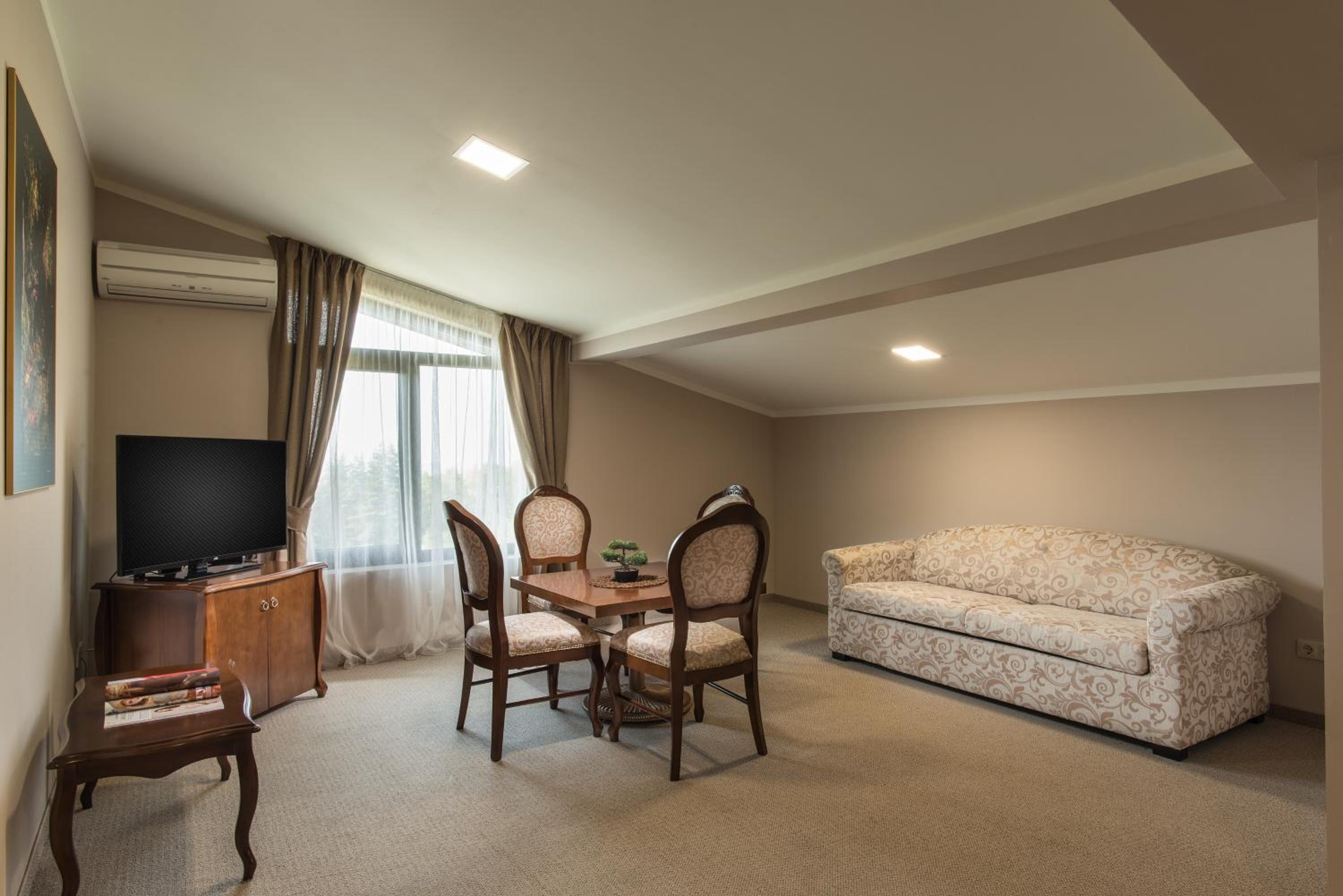 Junior Suite - Photo 2