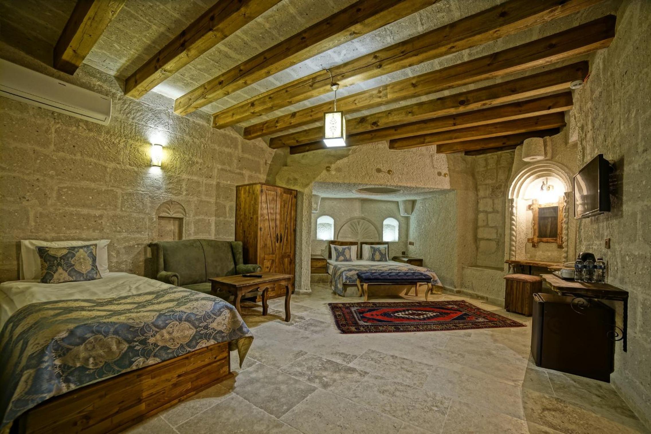 Executive Triple Room photo 3