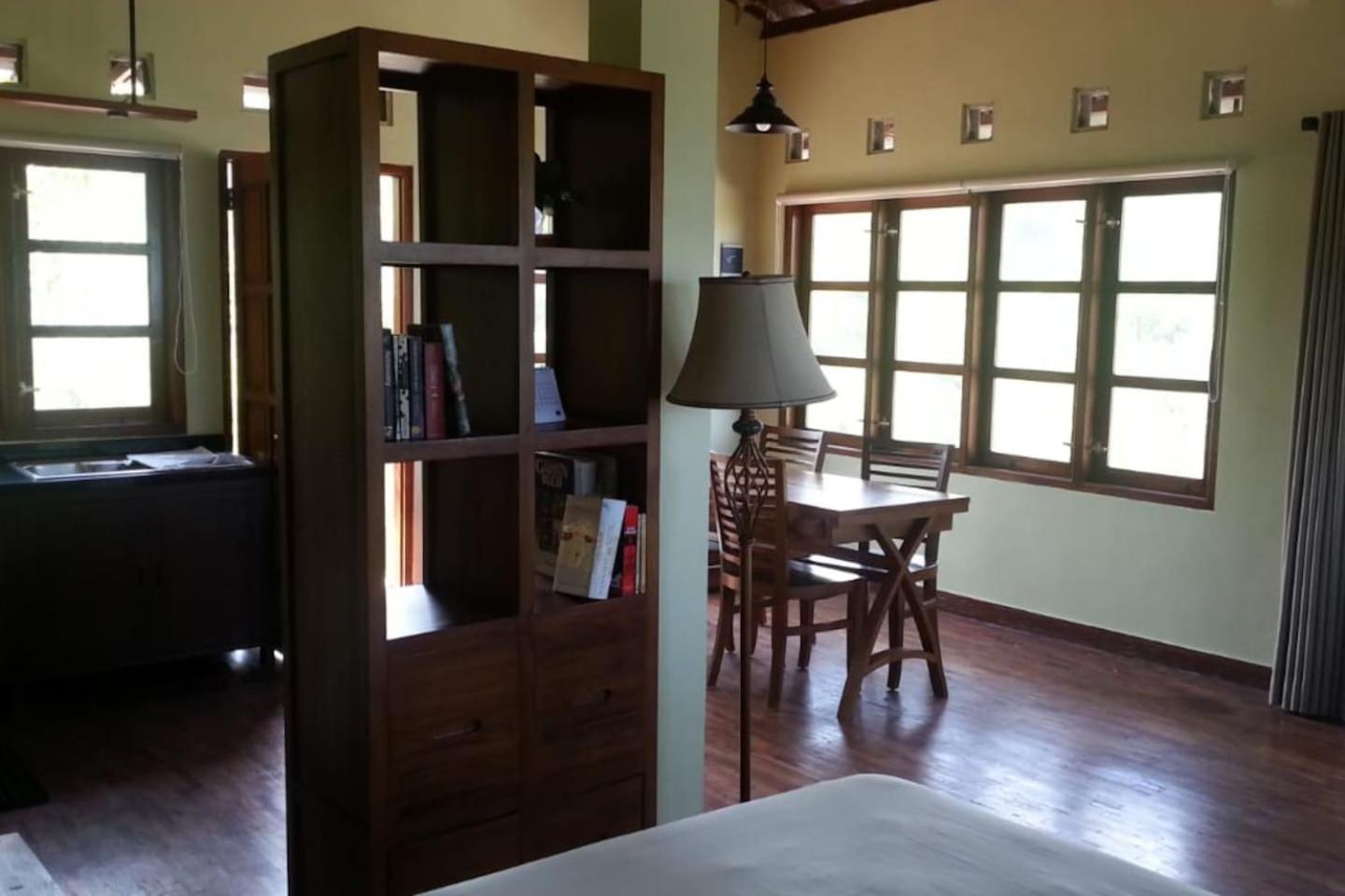 Villa with Sea View - Photo 1