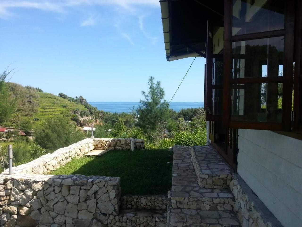 Villa with Sea View - Photo 16