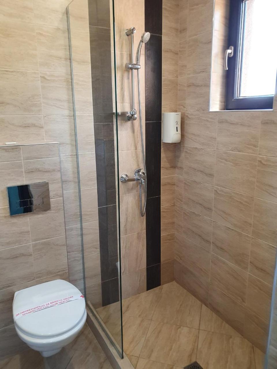 Double or Twin Room with Garden View - Photo 14
