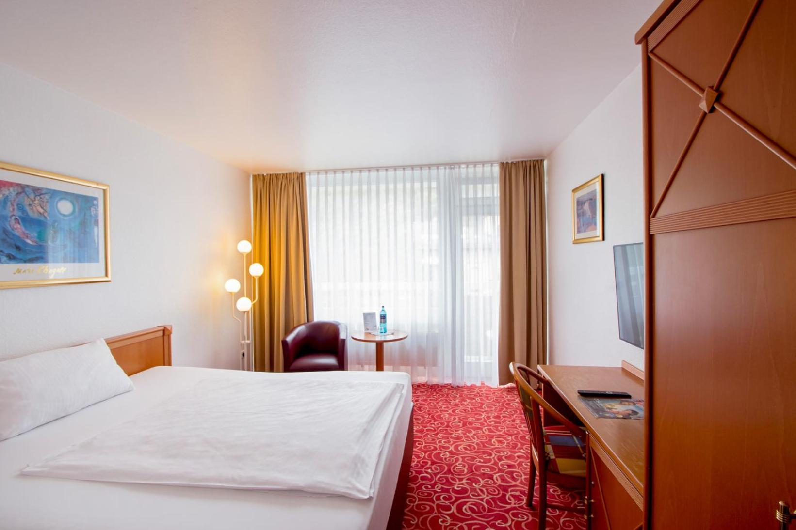 Classic Single Room with Balcony photo 1