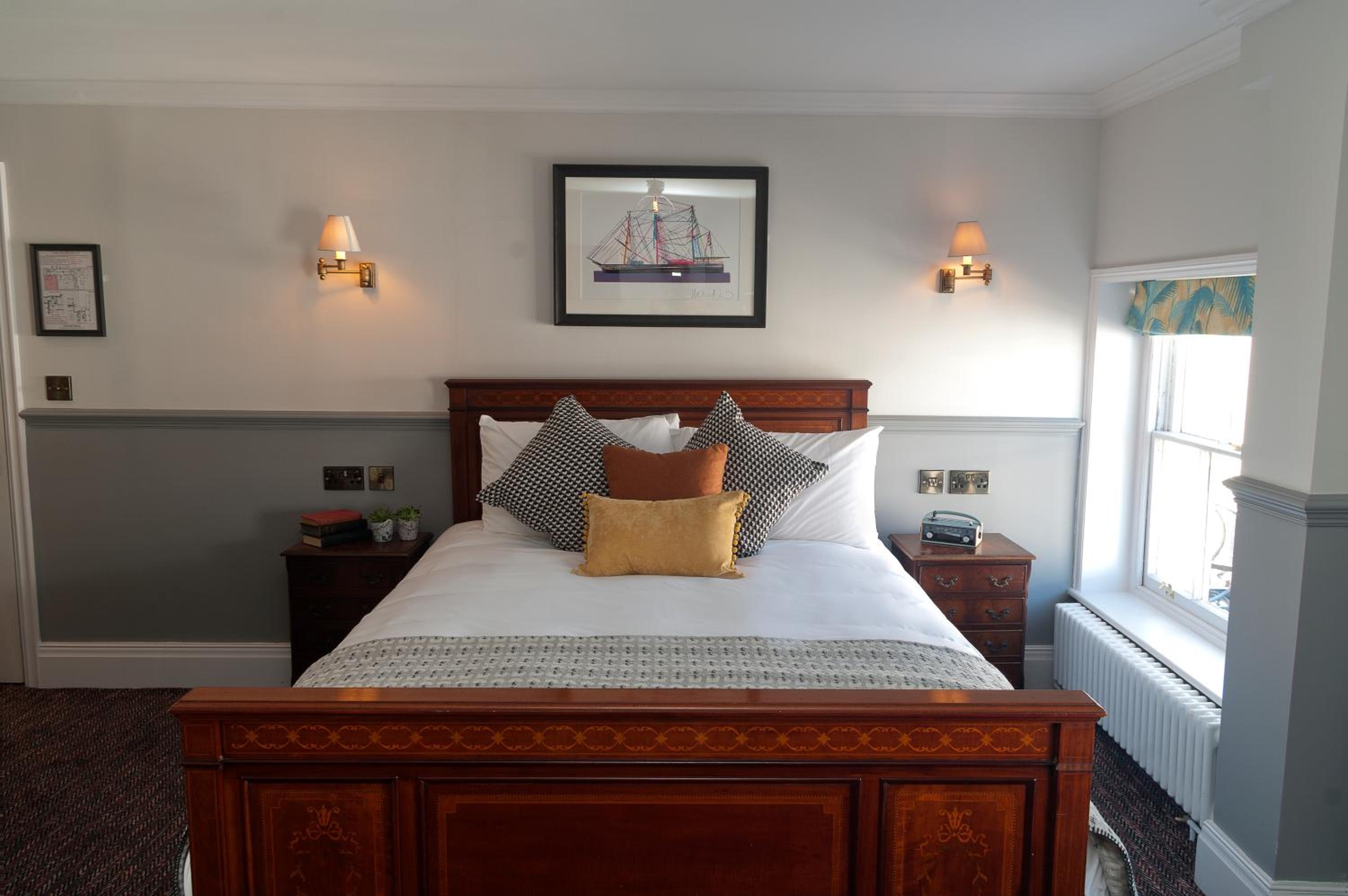 Superior King Room photo 1
