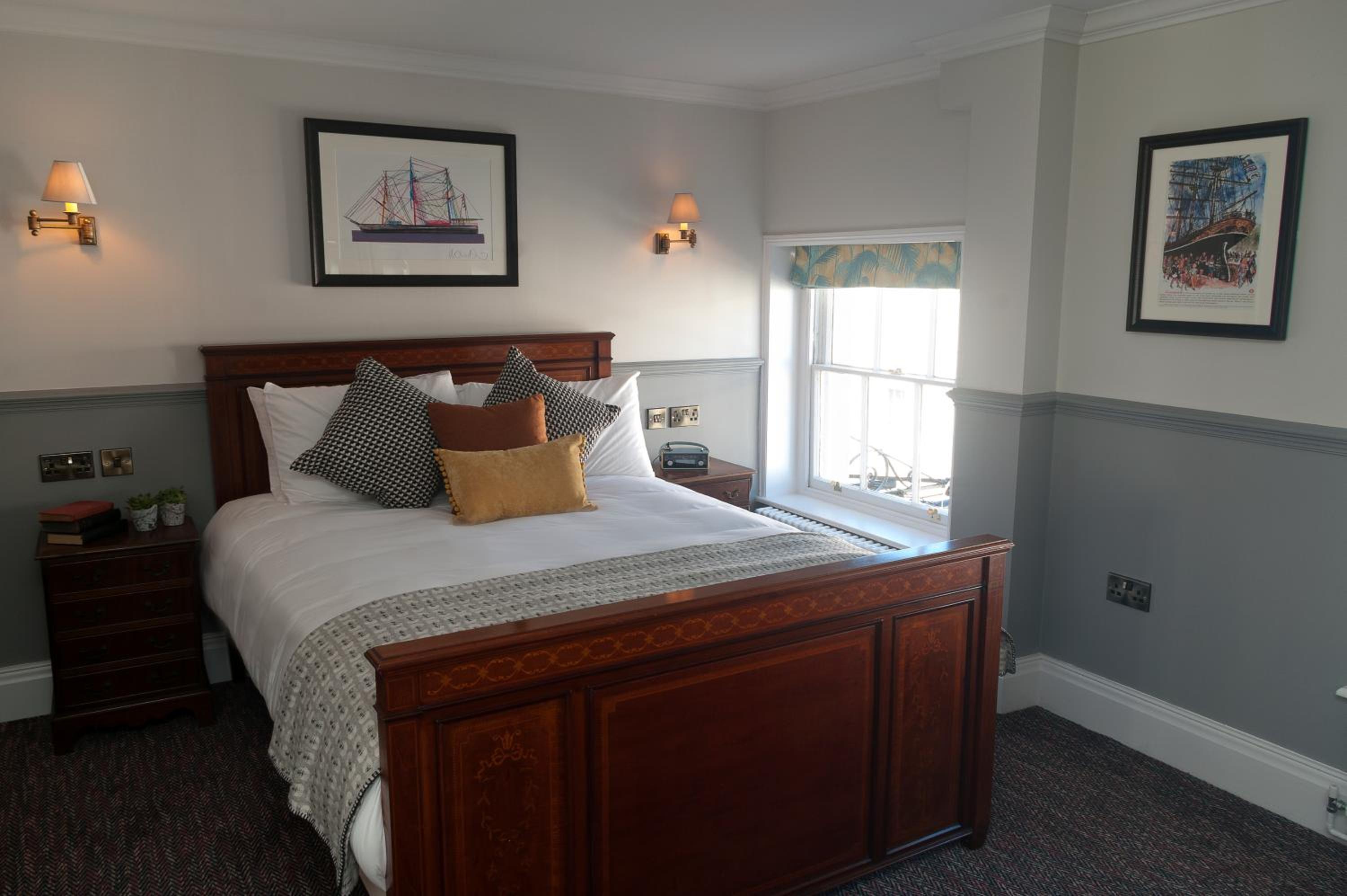 Superior King Room photo 3