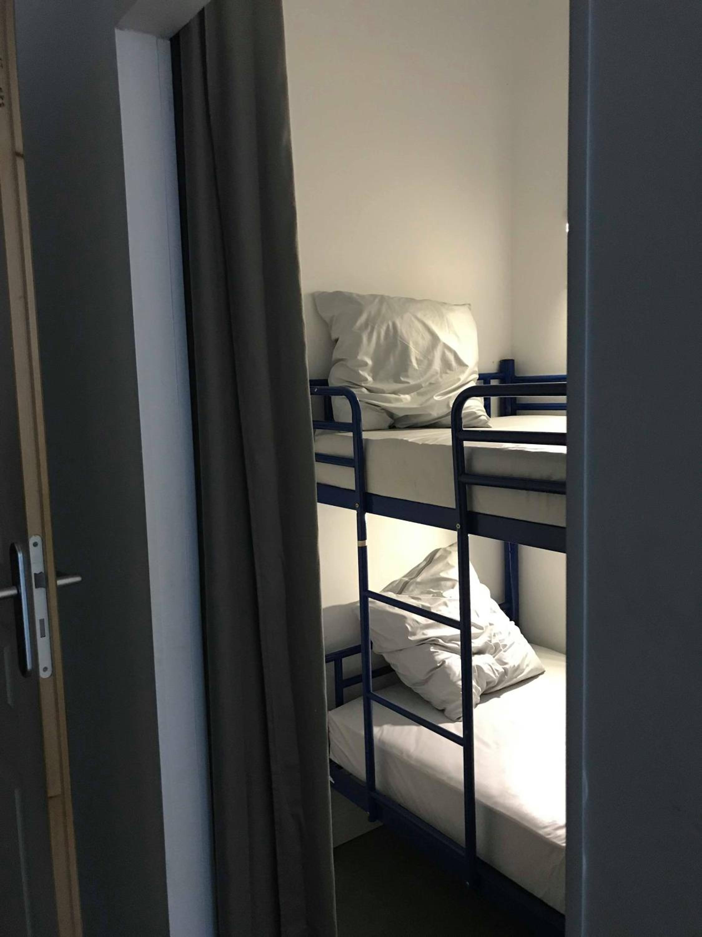 Bunk Bed in 2-Bed Mixed Dormitory Room photo 2