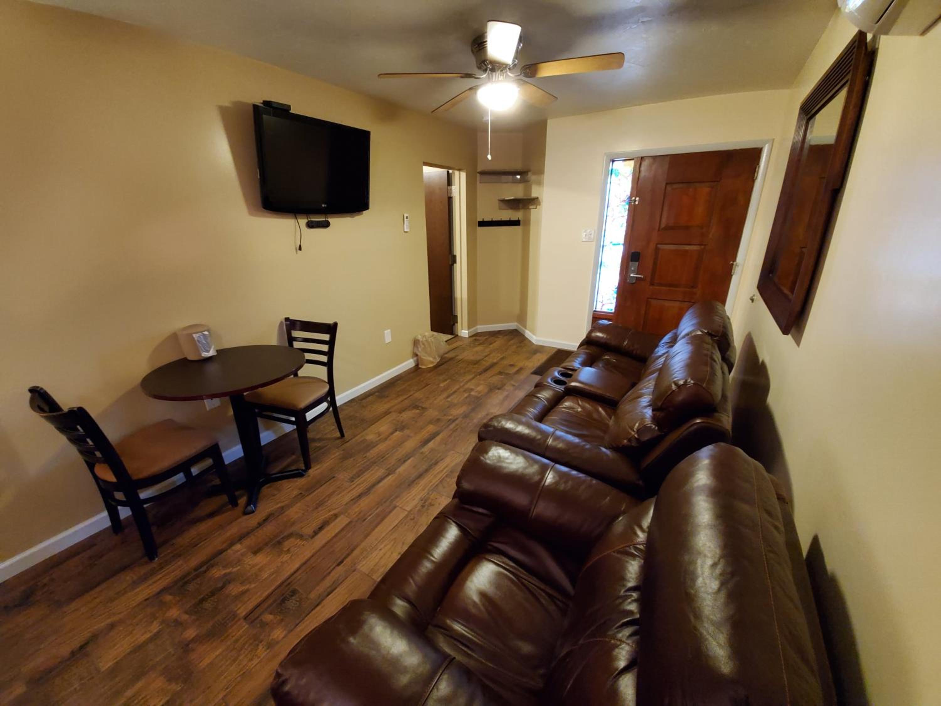 Family Suite - Photo 14