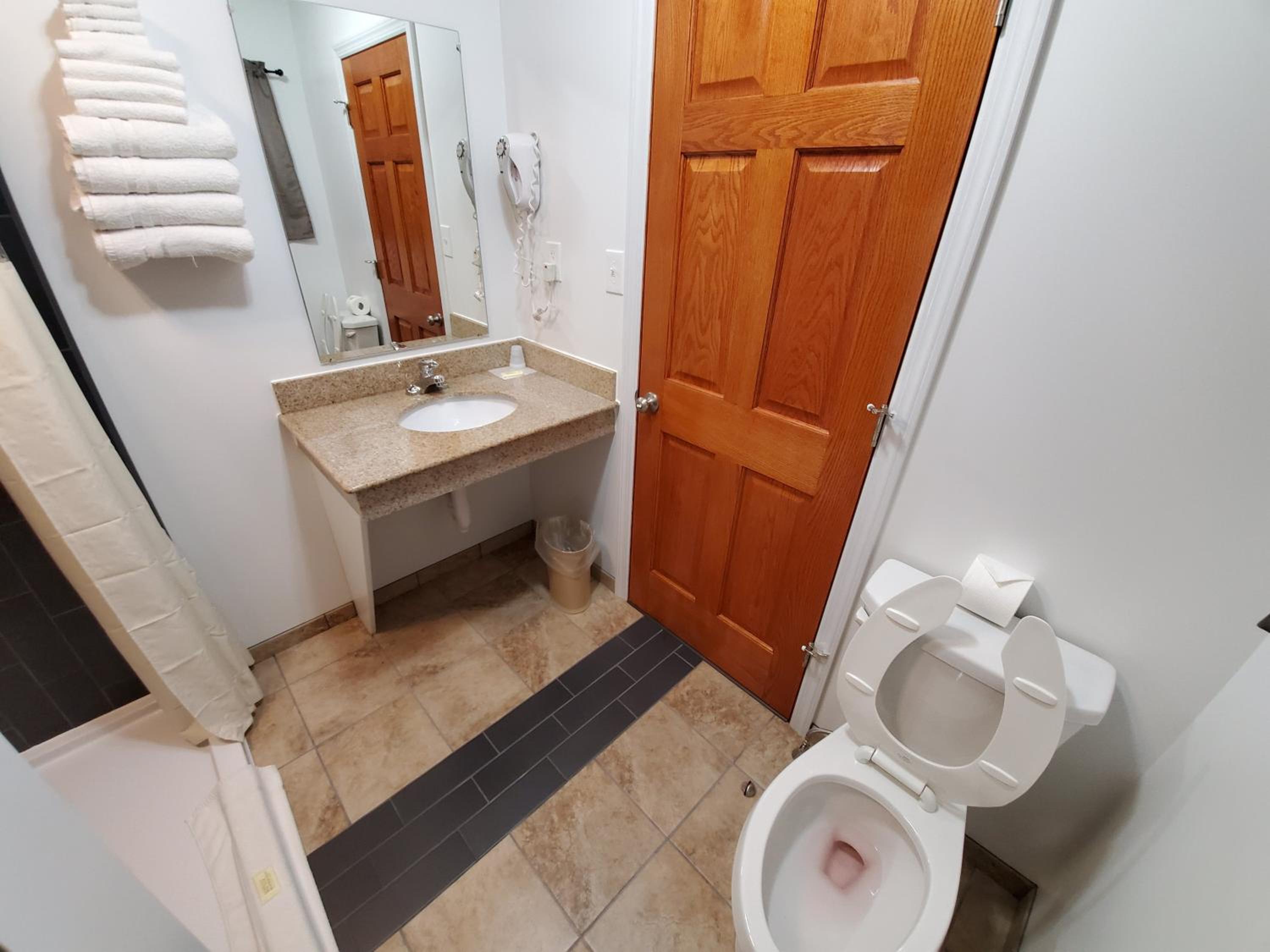 Family Suite - Photo 3