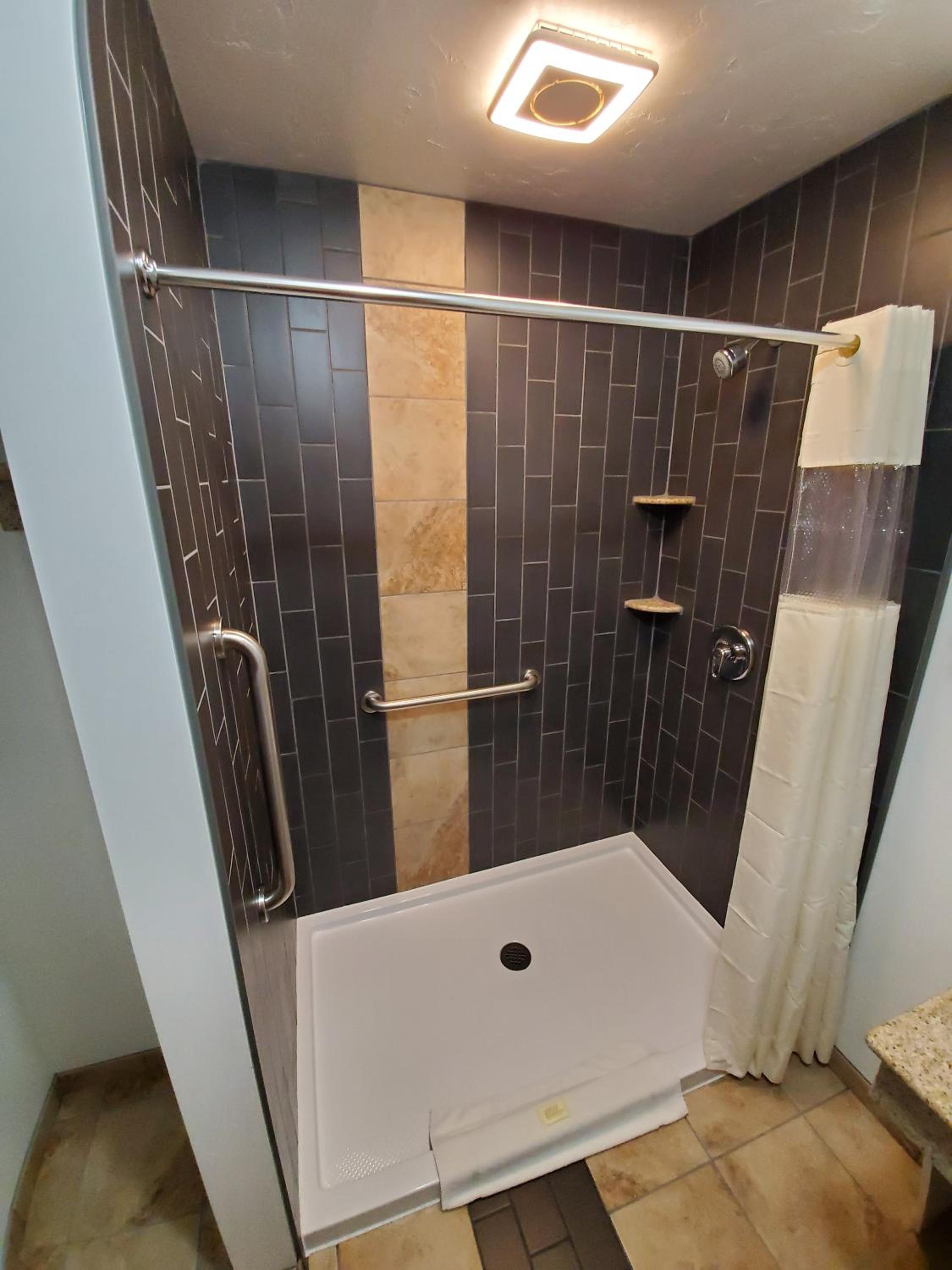 Family Suite - Photo 2