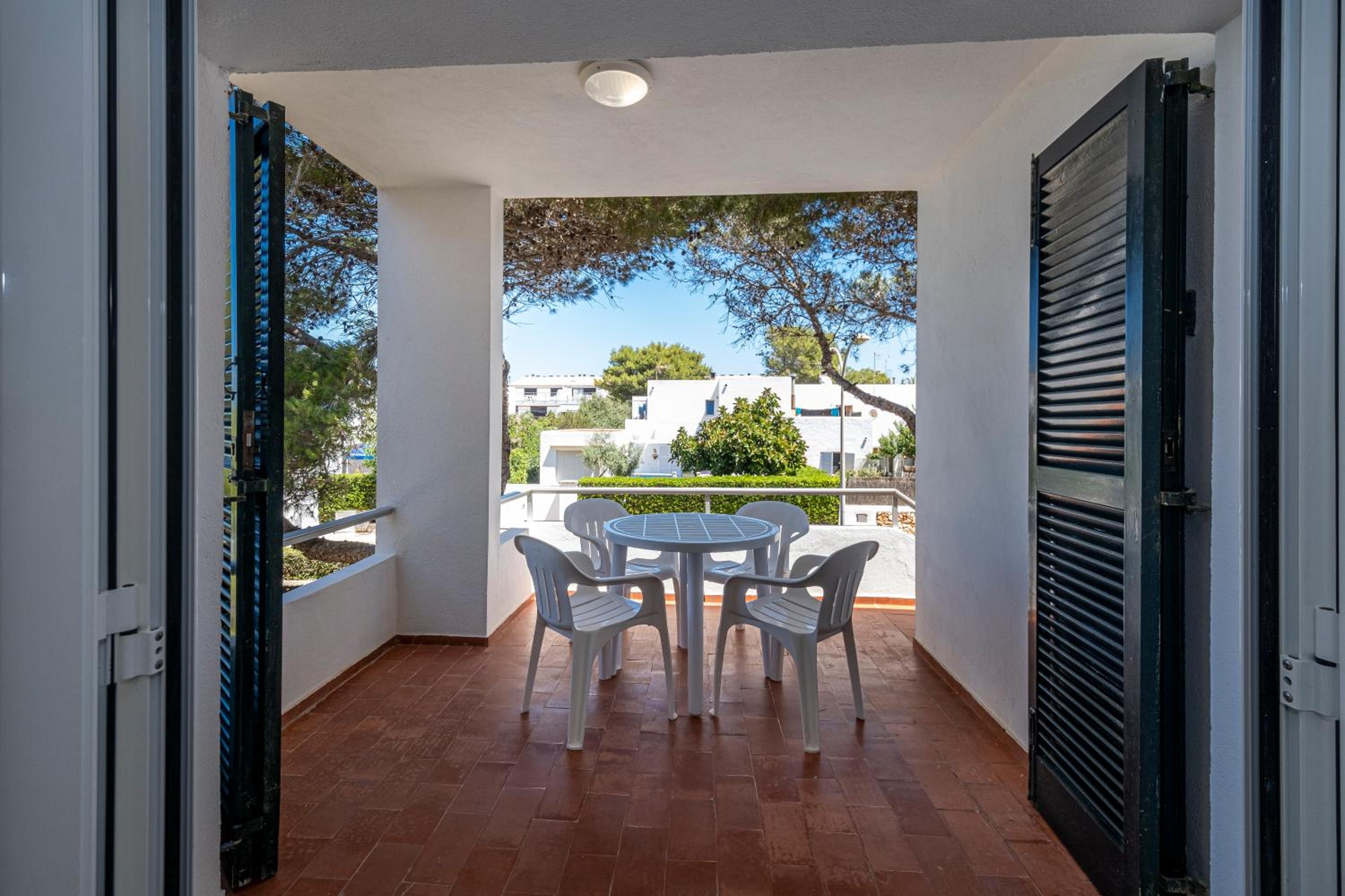 Two-Bedroom Apartment with Terrace photo 2