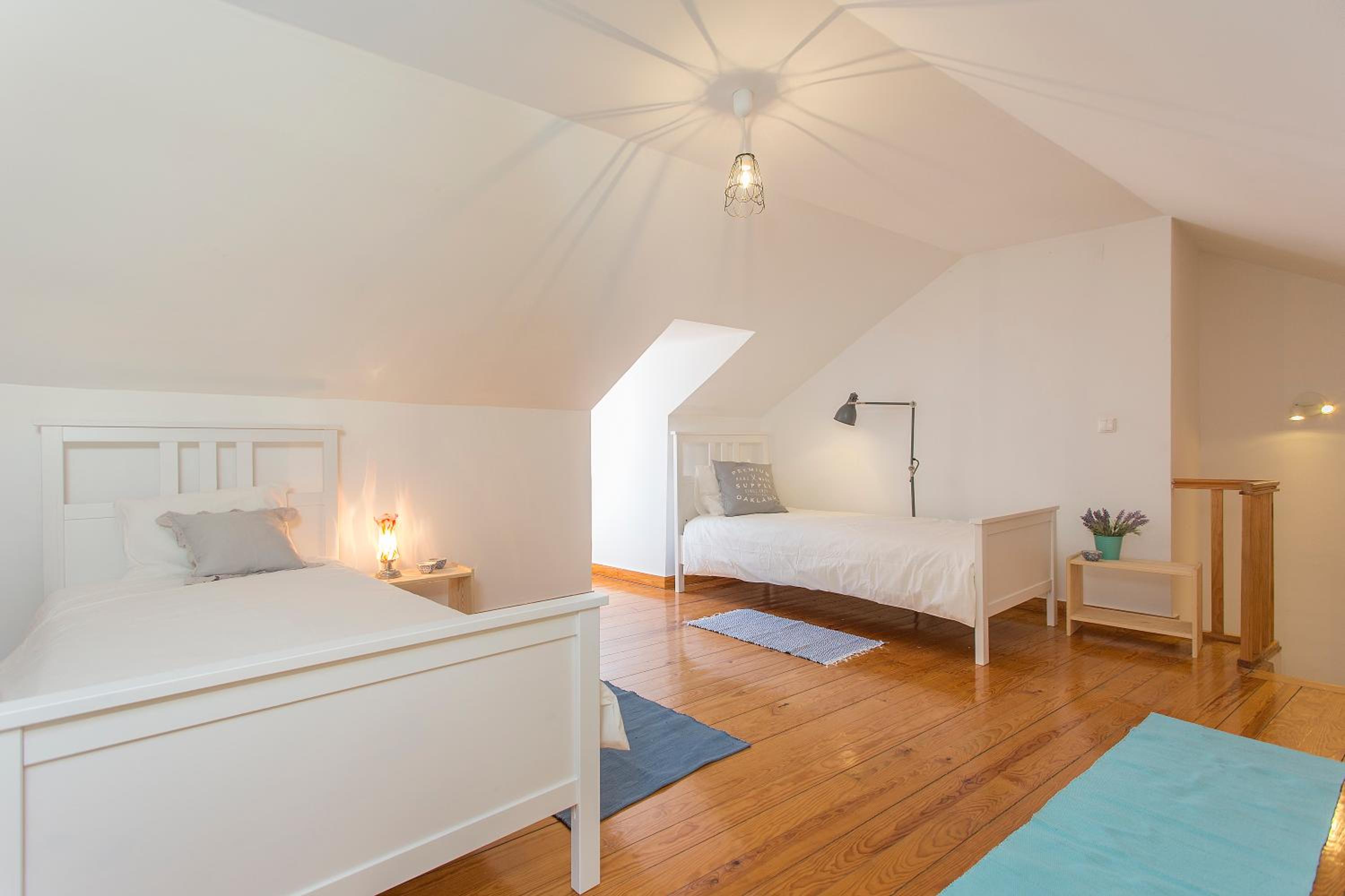 Two-Bedroom Apartment - Photo 8