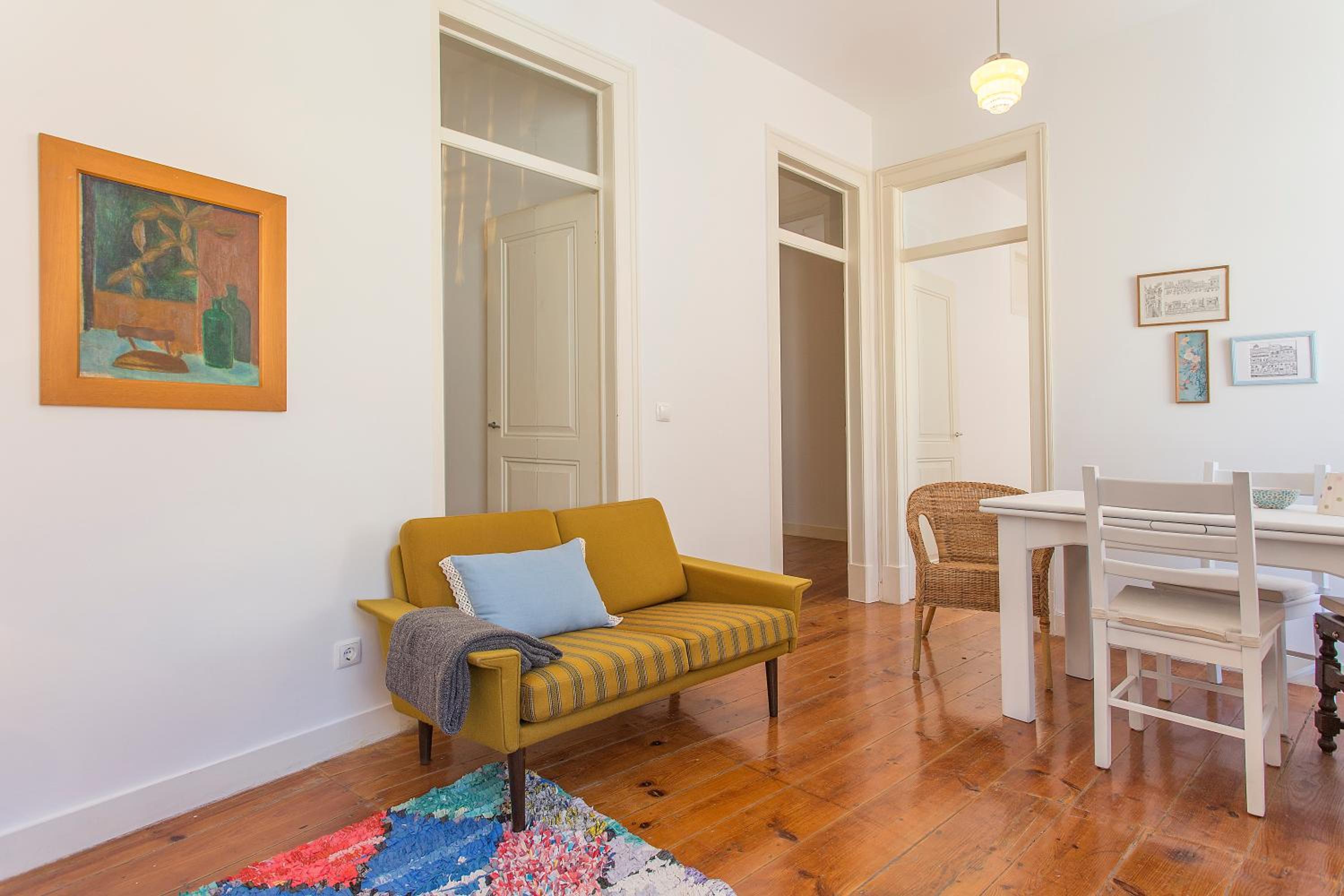 Two-Bedroom Apartment - Photo 9