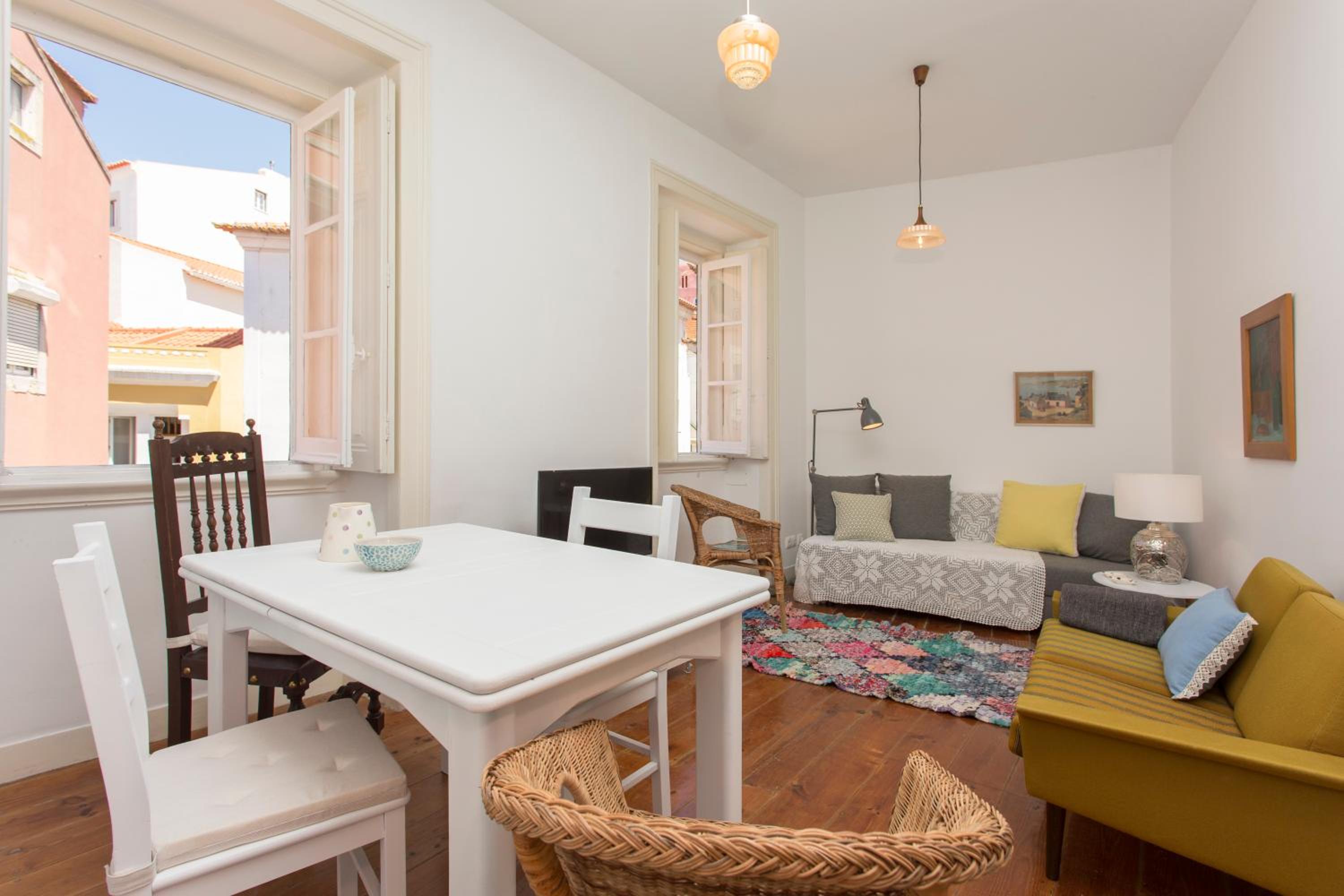 Two-Bedroom Apartment - Photo 15