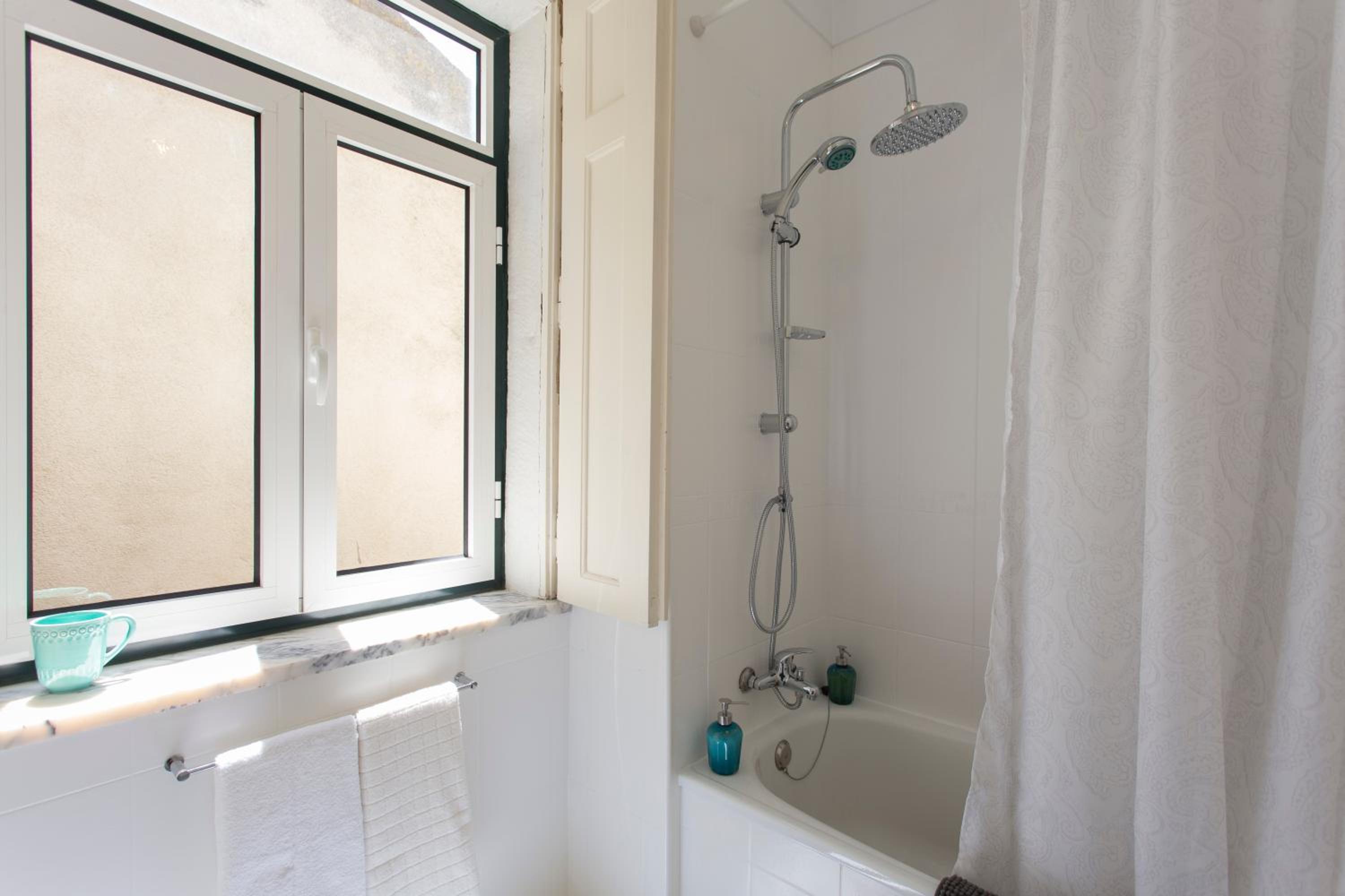 Two-Bedroom Apartment - Photo 17