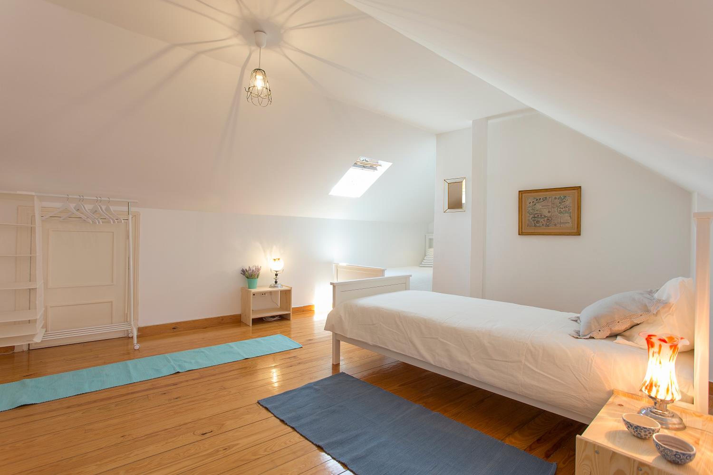 Two-Bedroom Apartment - Photo 19