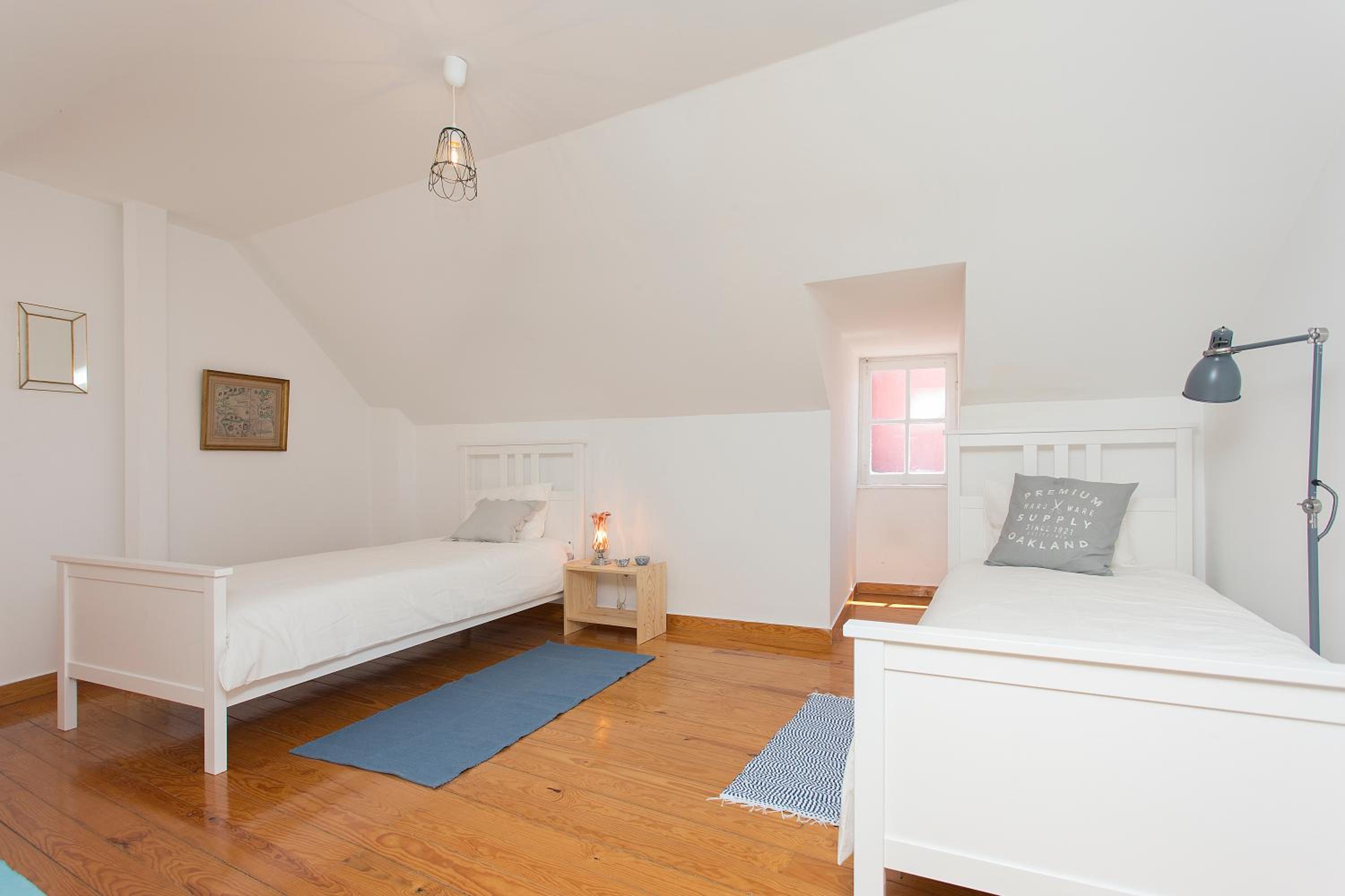 Two-Bedroom Apartment - Photo 29