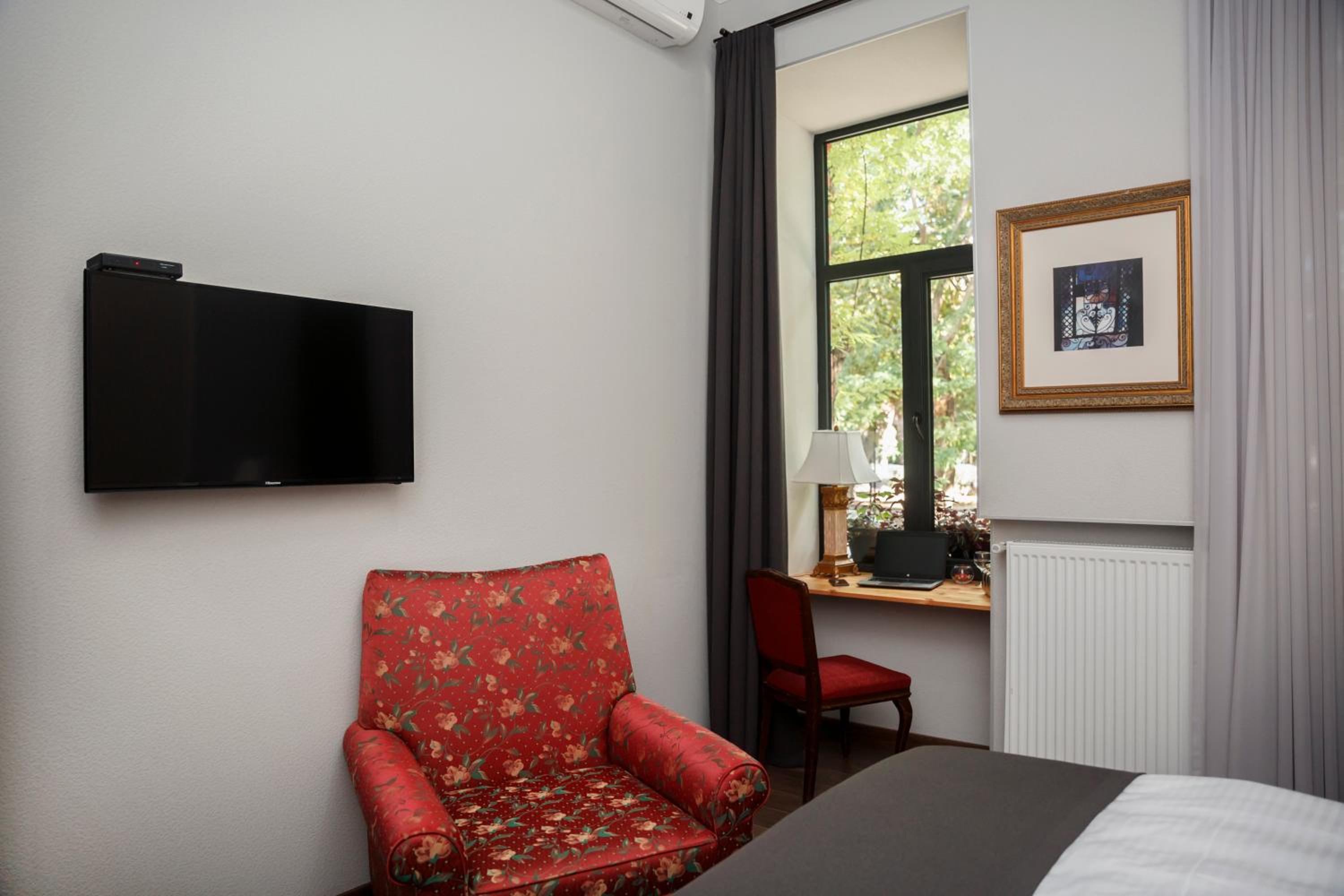 Deluxe Double Room photo 2