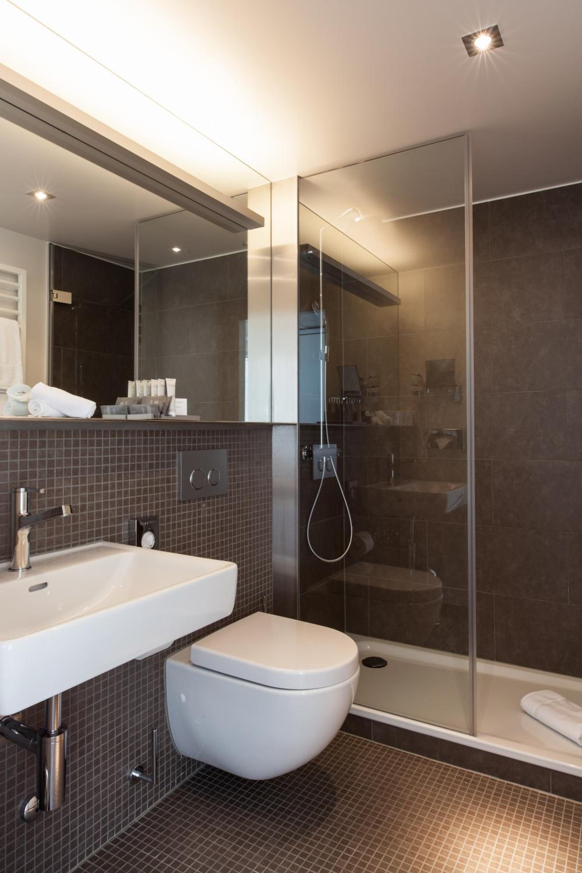 Apartment with Panoramic View - Photo 8