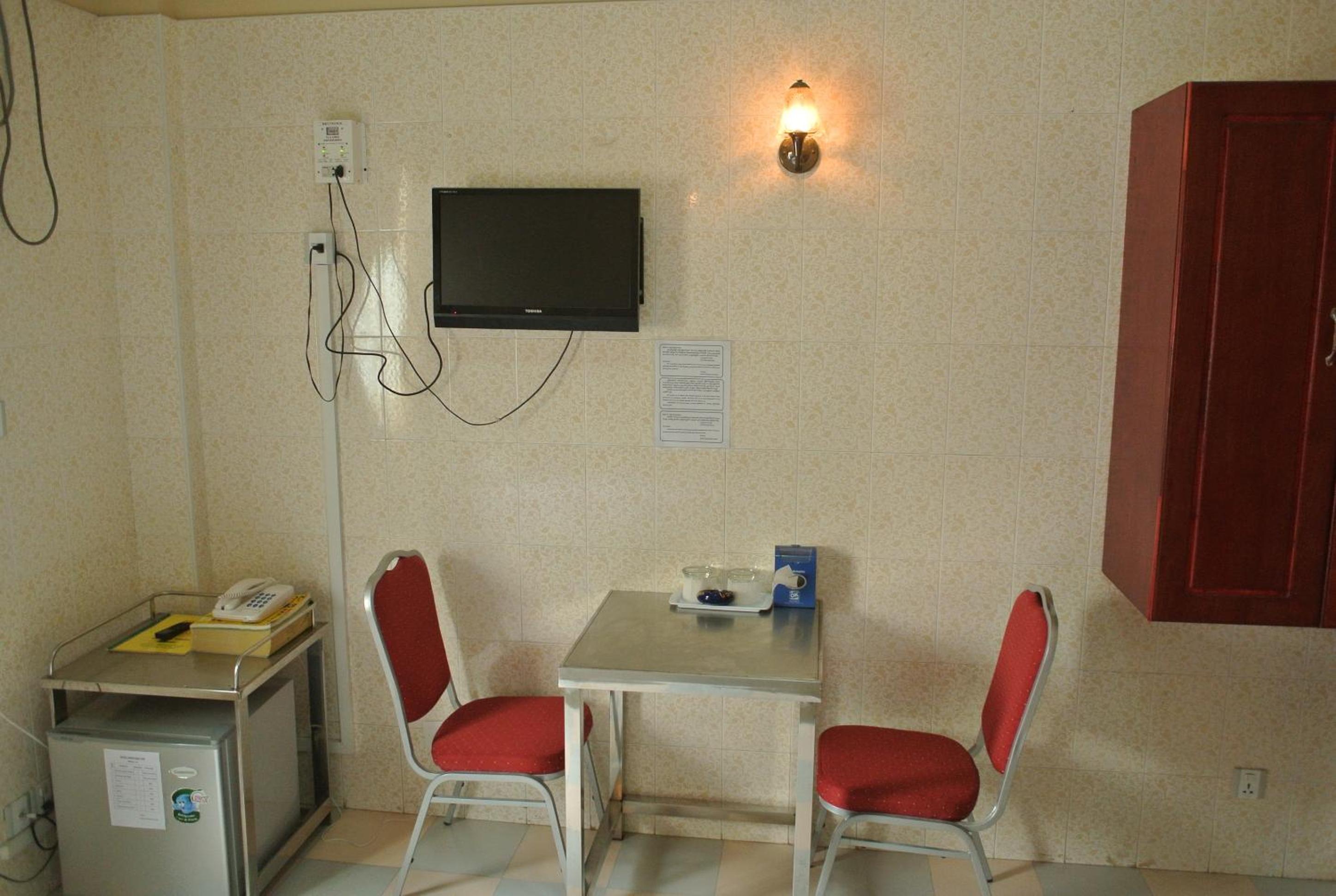 Standard Double or Twin Room photo 3