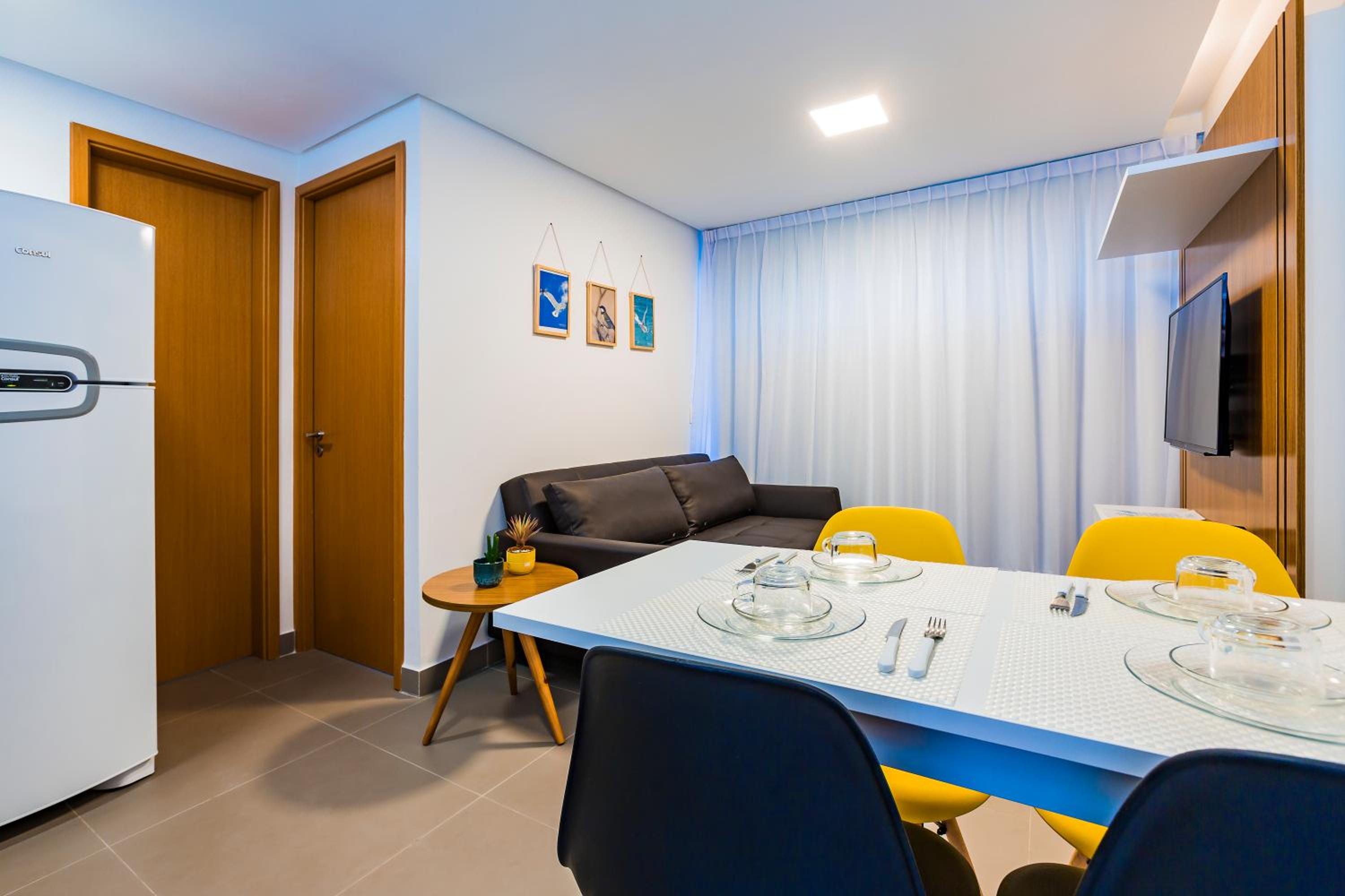 One-Bedroom Apartment - Photo 4