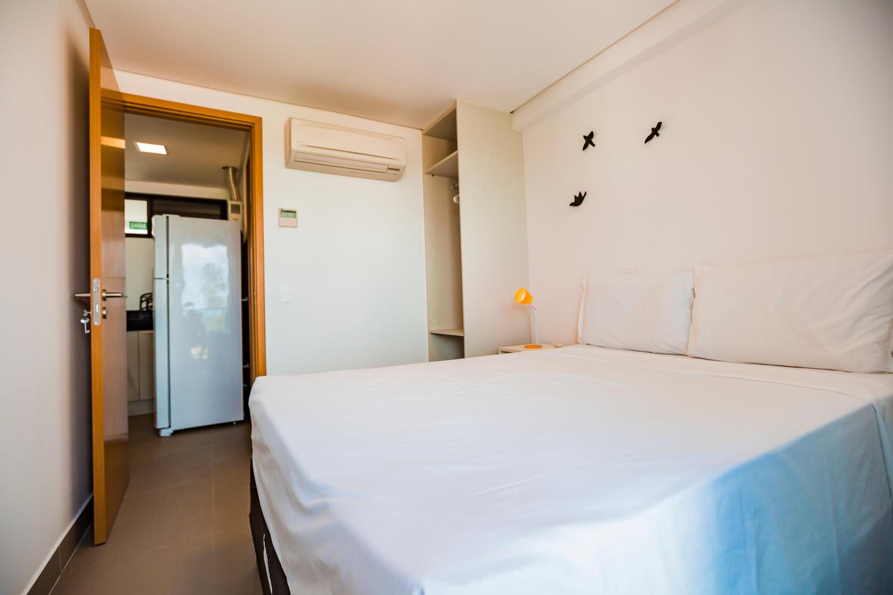 One-Bedroom Apartment - Photo 1
