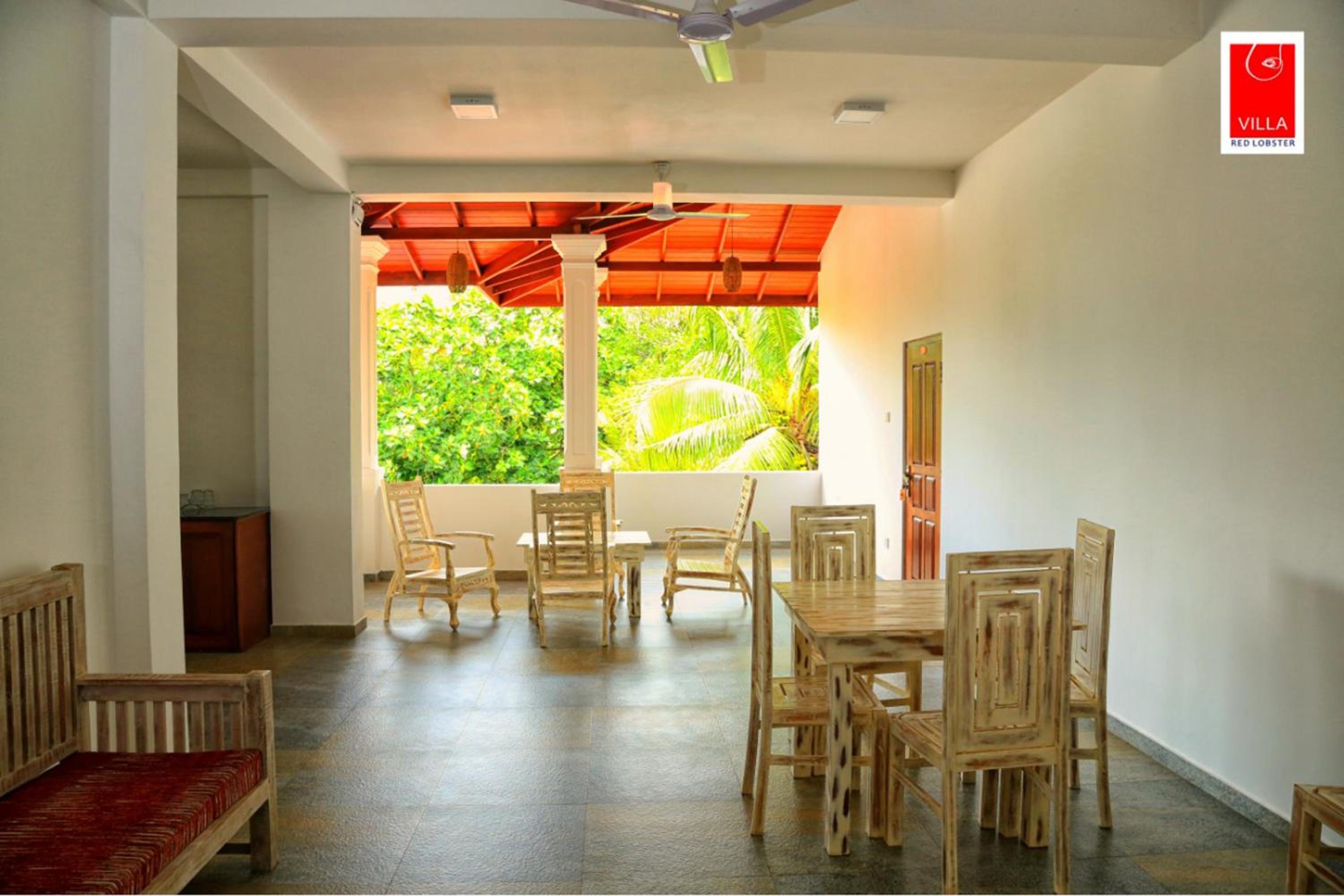 Deluxe Double Room. Free 24 hours Check in & Check out photo 2