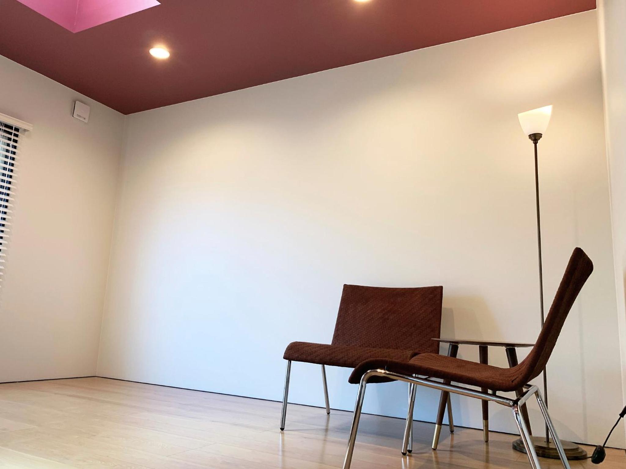 Studio - Photo 15