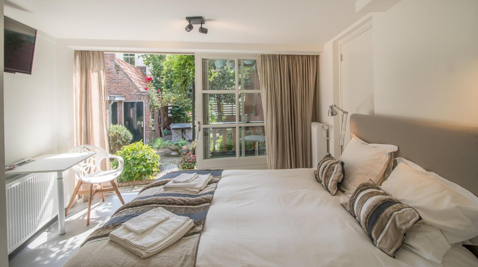 Double Room photo 3