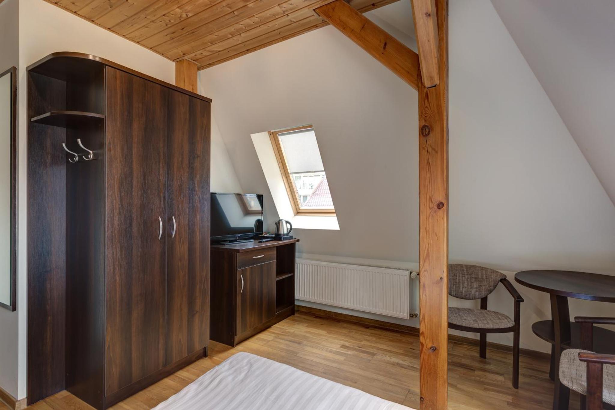 Standard Double Room - Photo 5