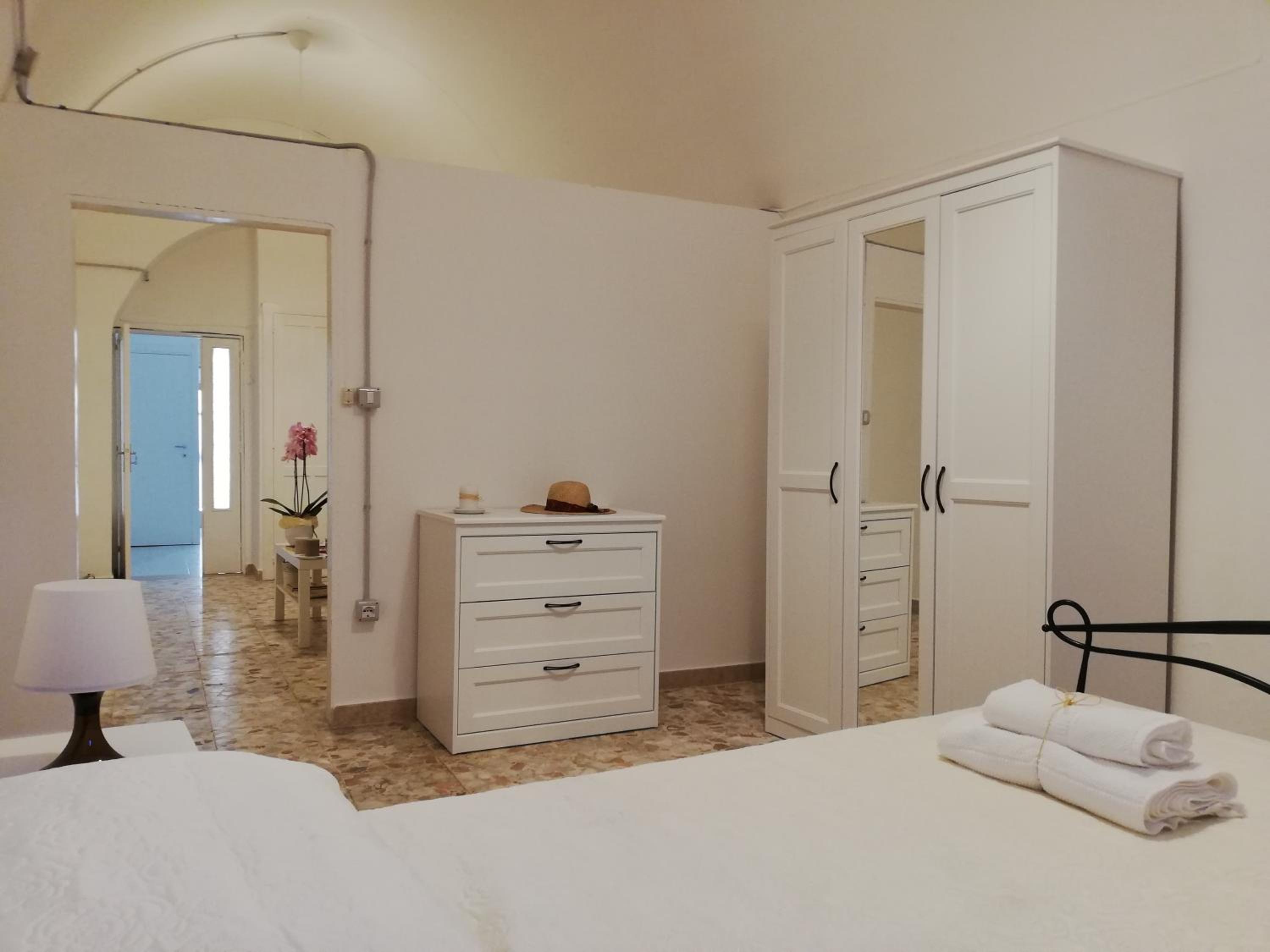 Two-Bedroom House photo 2