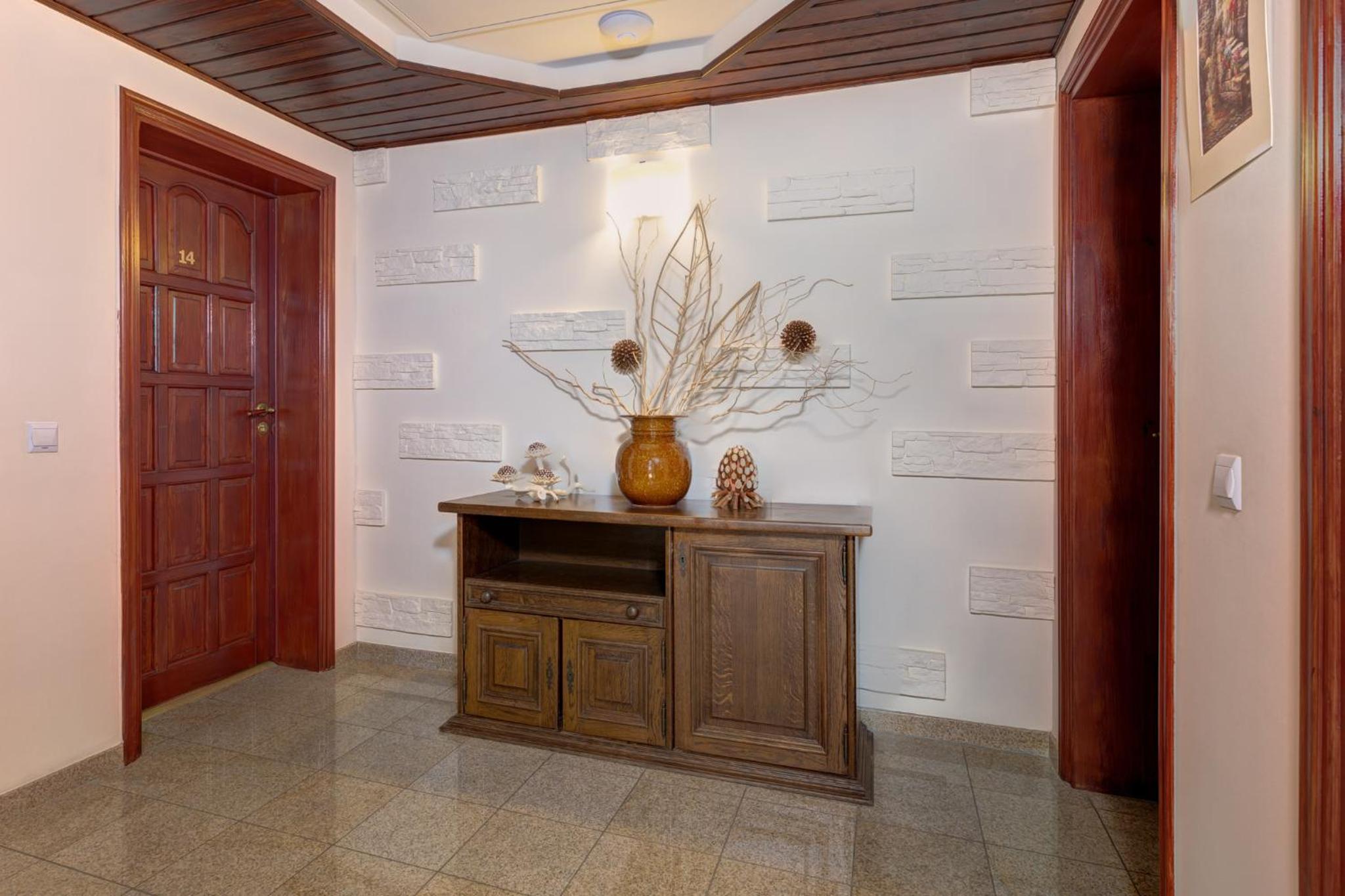Junior Suite with Terrace - Photo 3