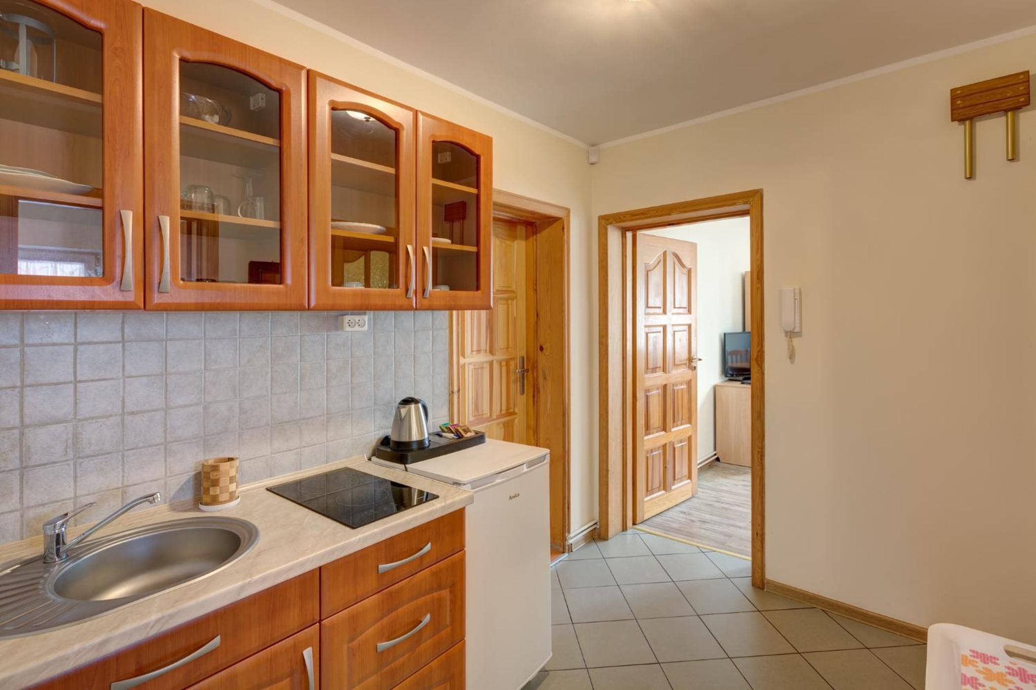 Two-Bedroom Suite - Photo 6
