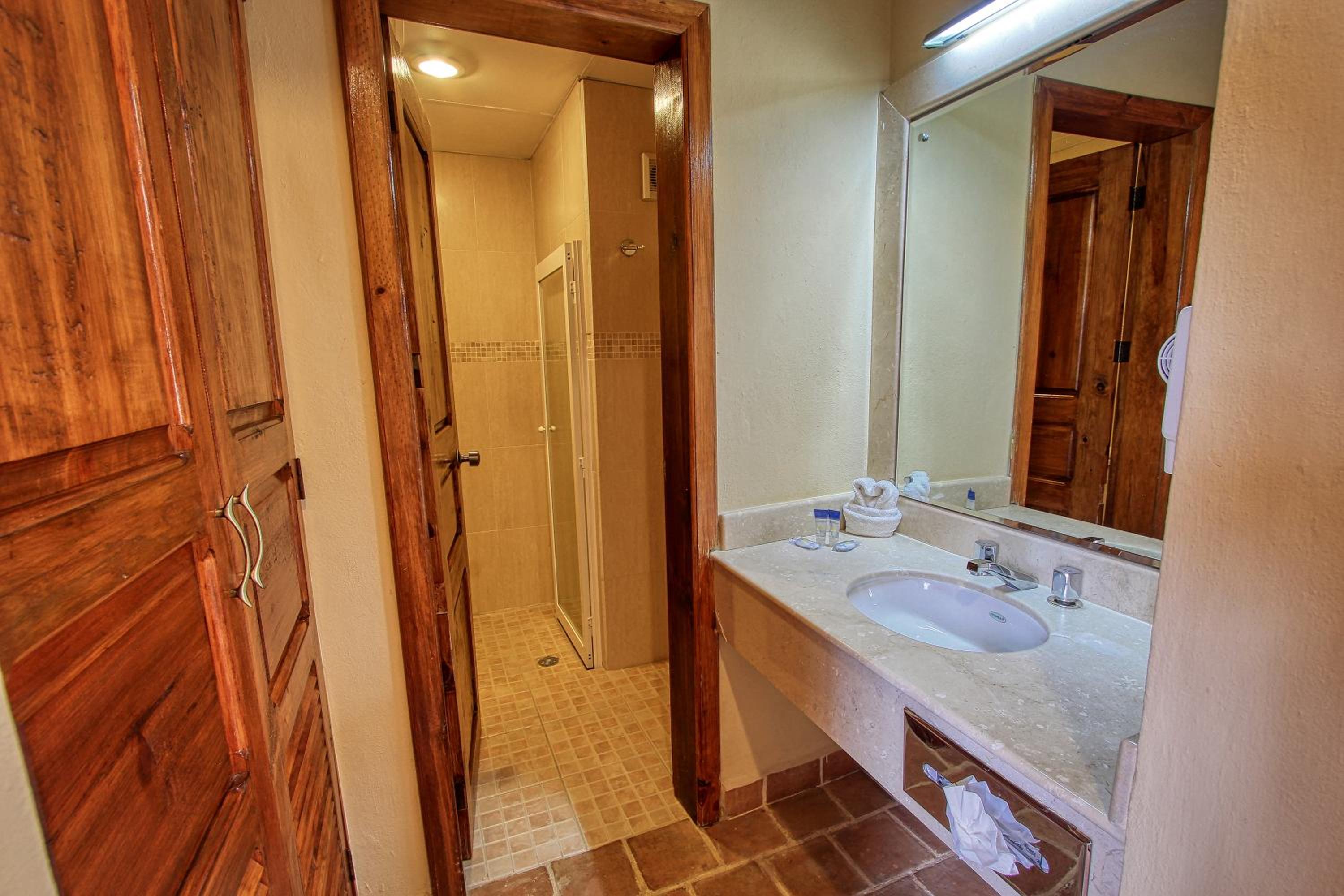 Suite with Garden View photo 3
