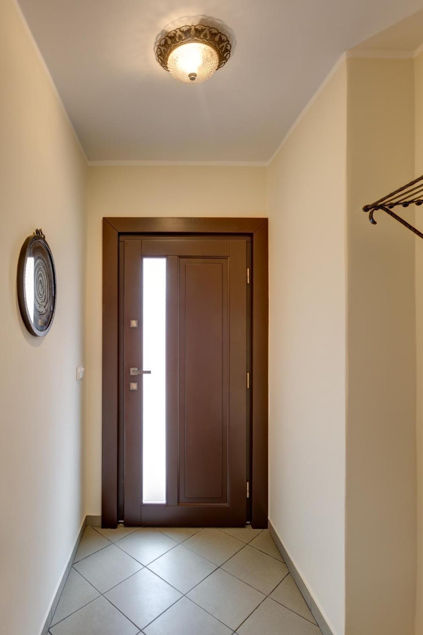 Two-Bedroom Suite - Photo 2