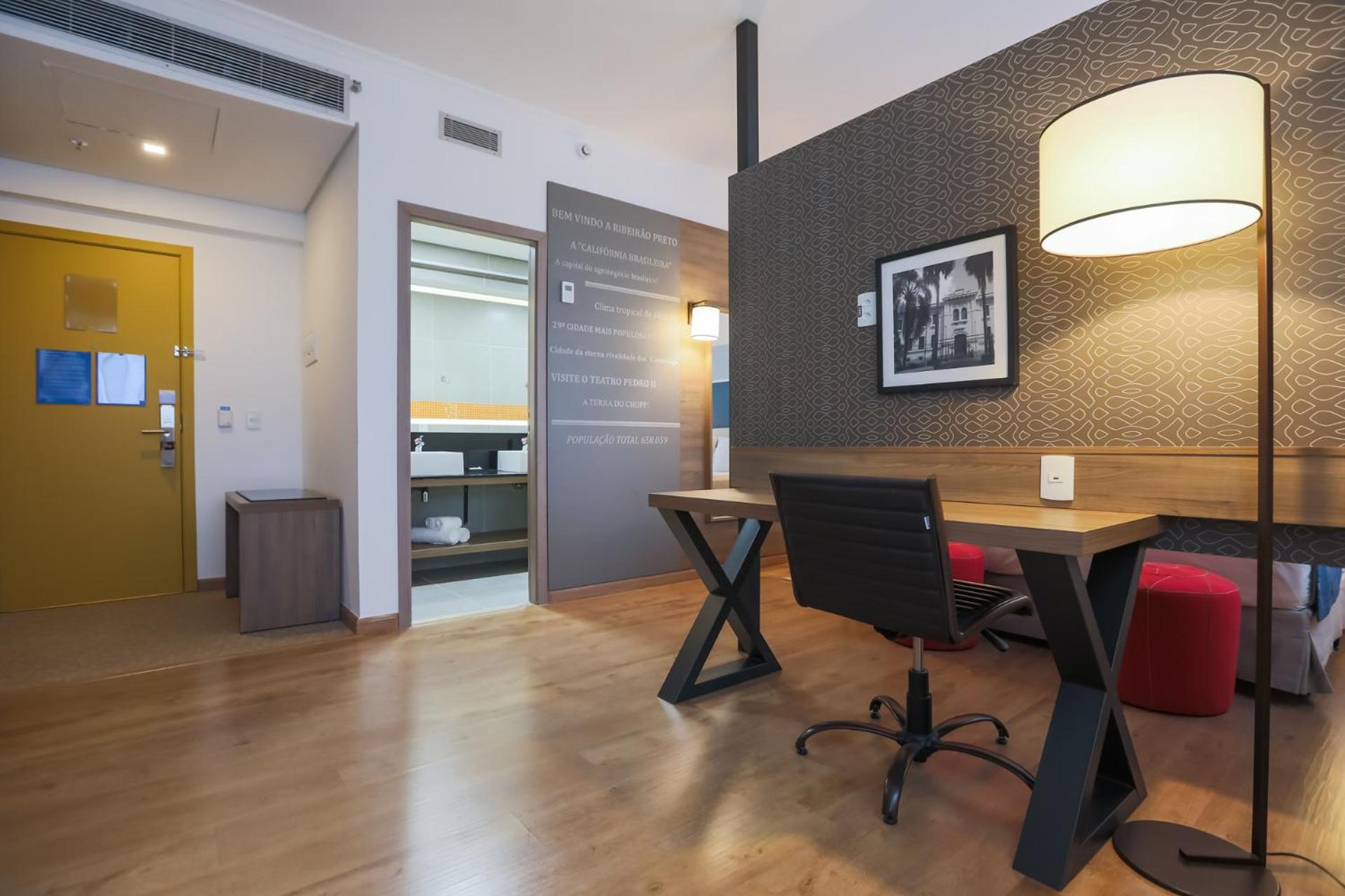 Premium King Room - Non-Smoking