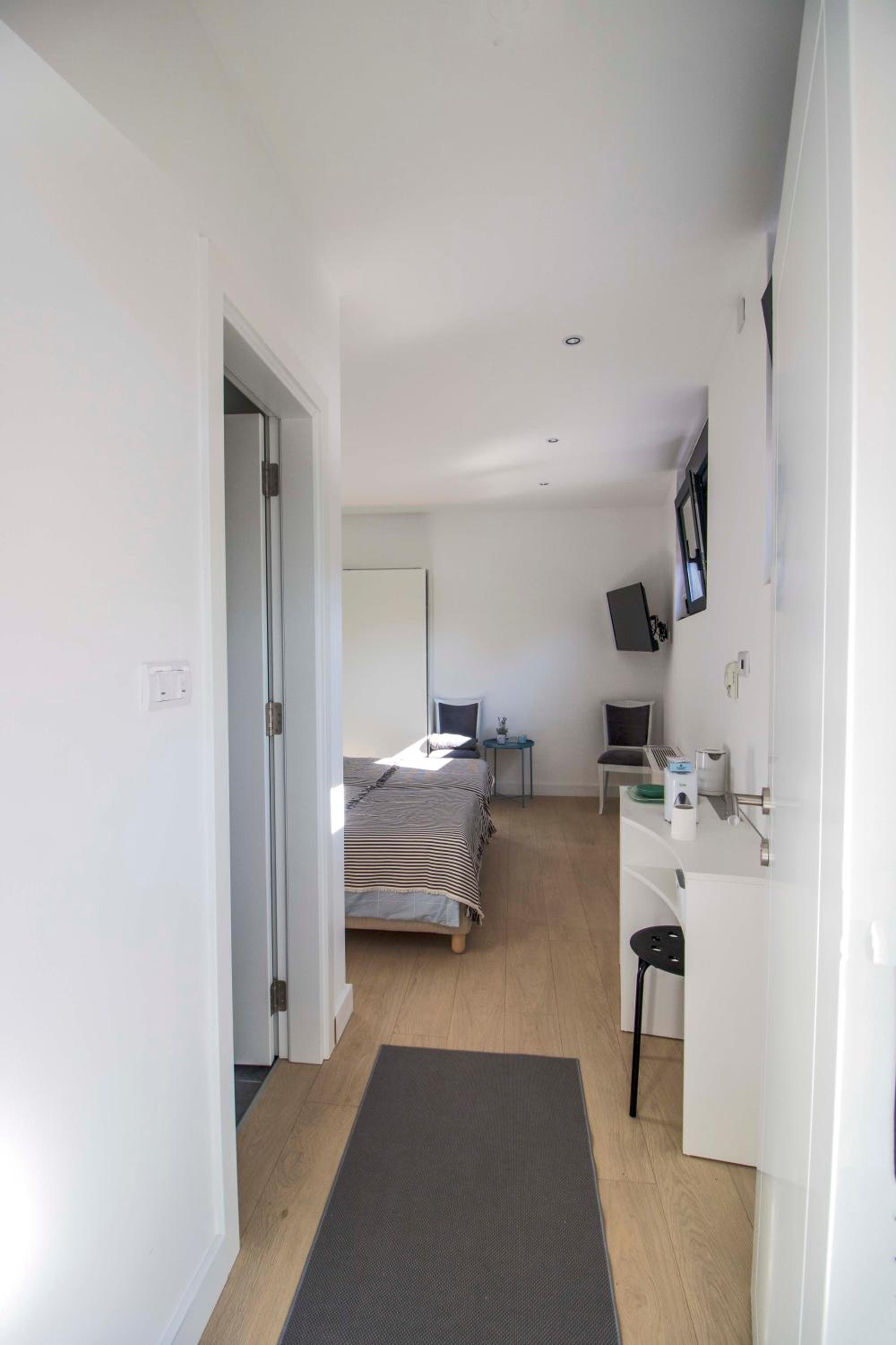 Deluxe Double Room - Photo 4