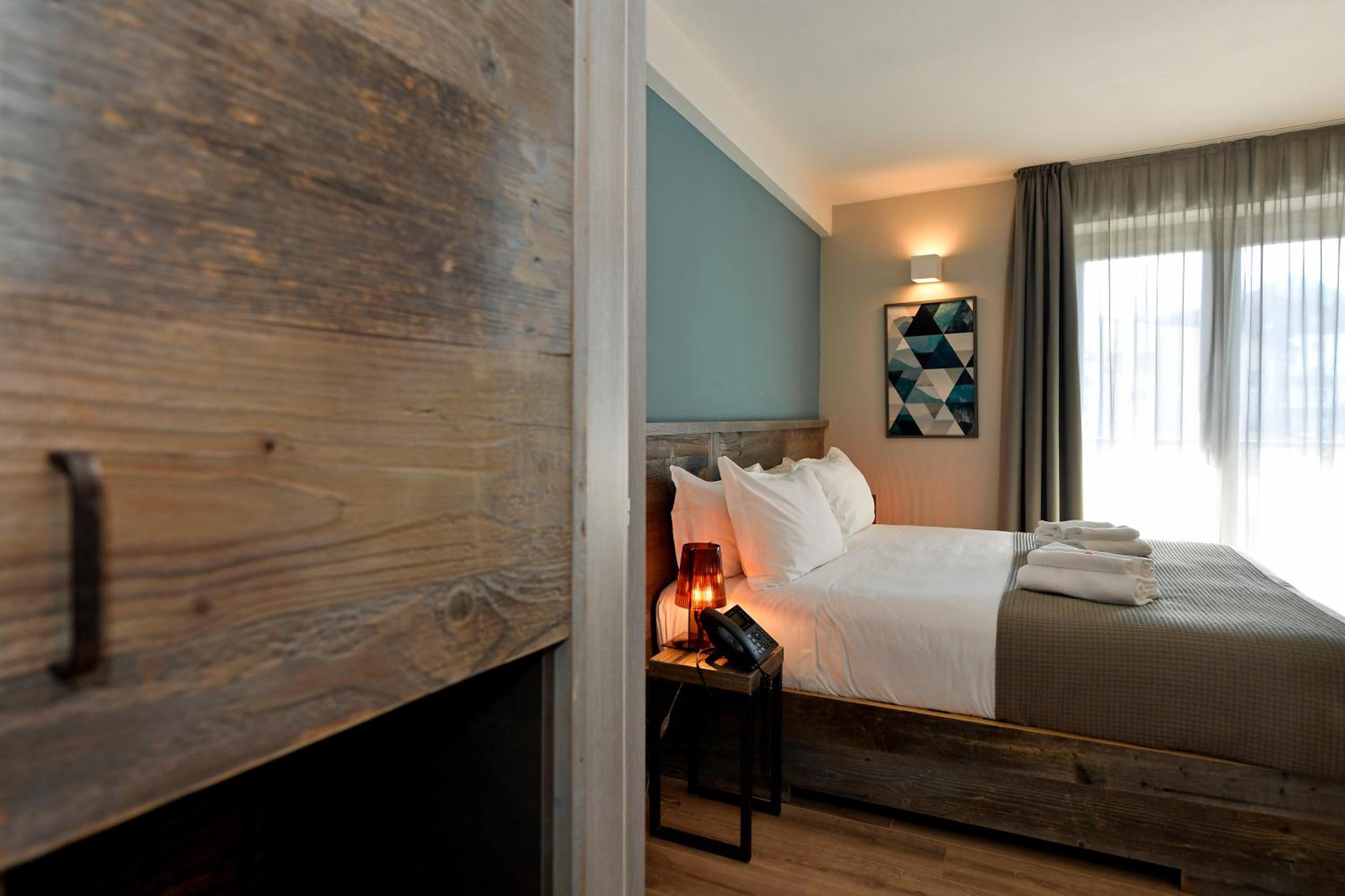 Double or Twin Room - Photo 2